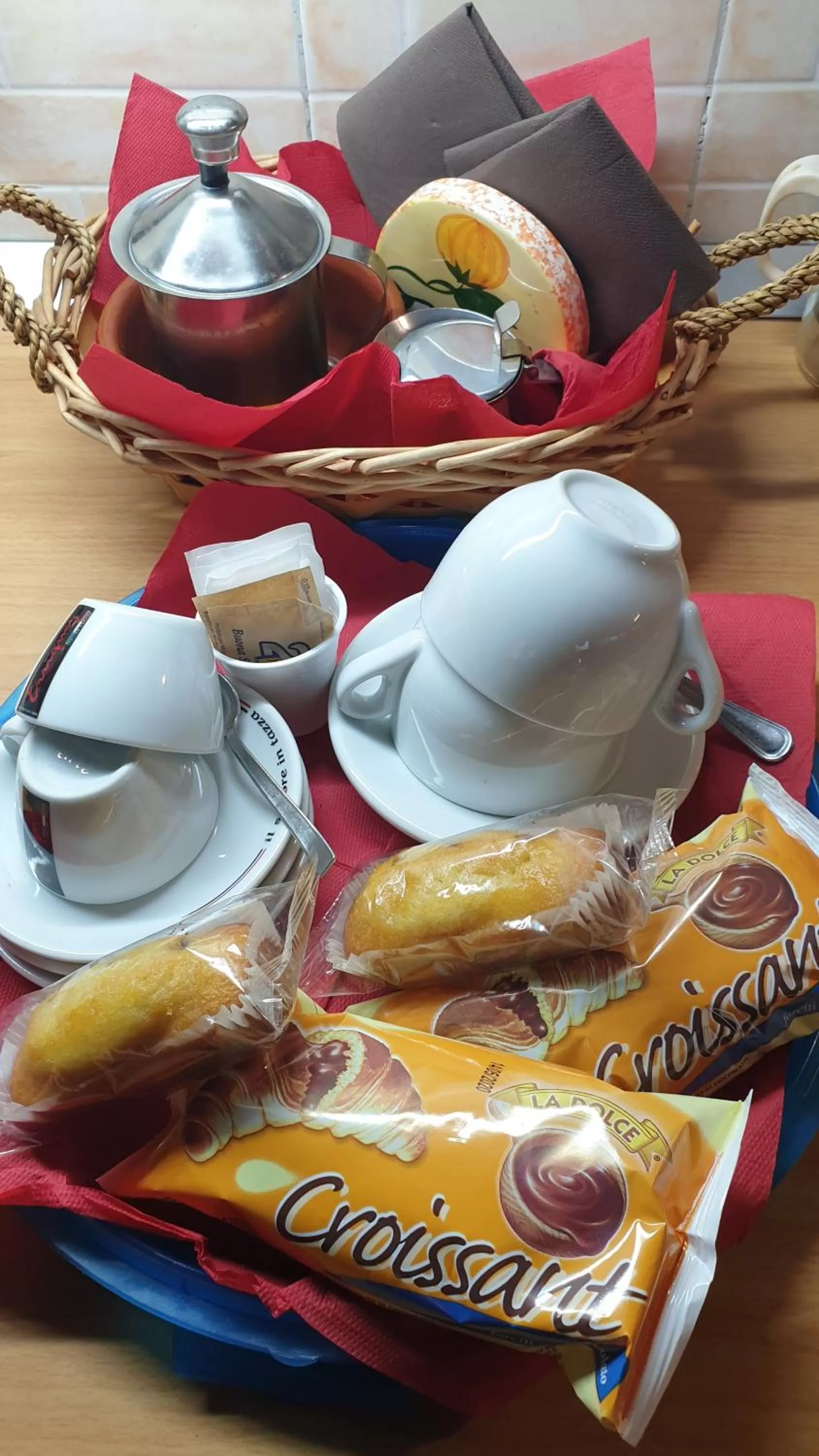 Coffee/tea facilities in B&B oh mamma mia POMPEI