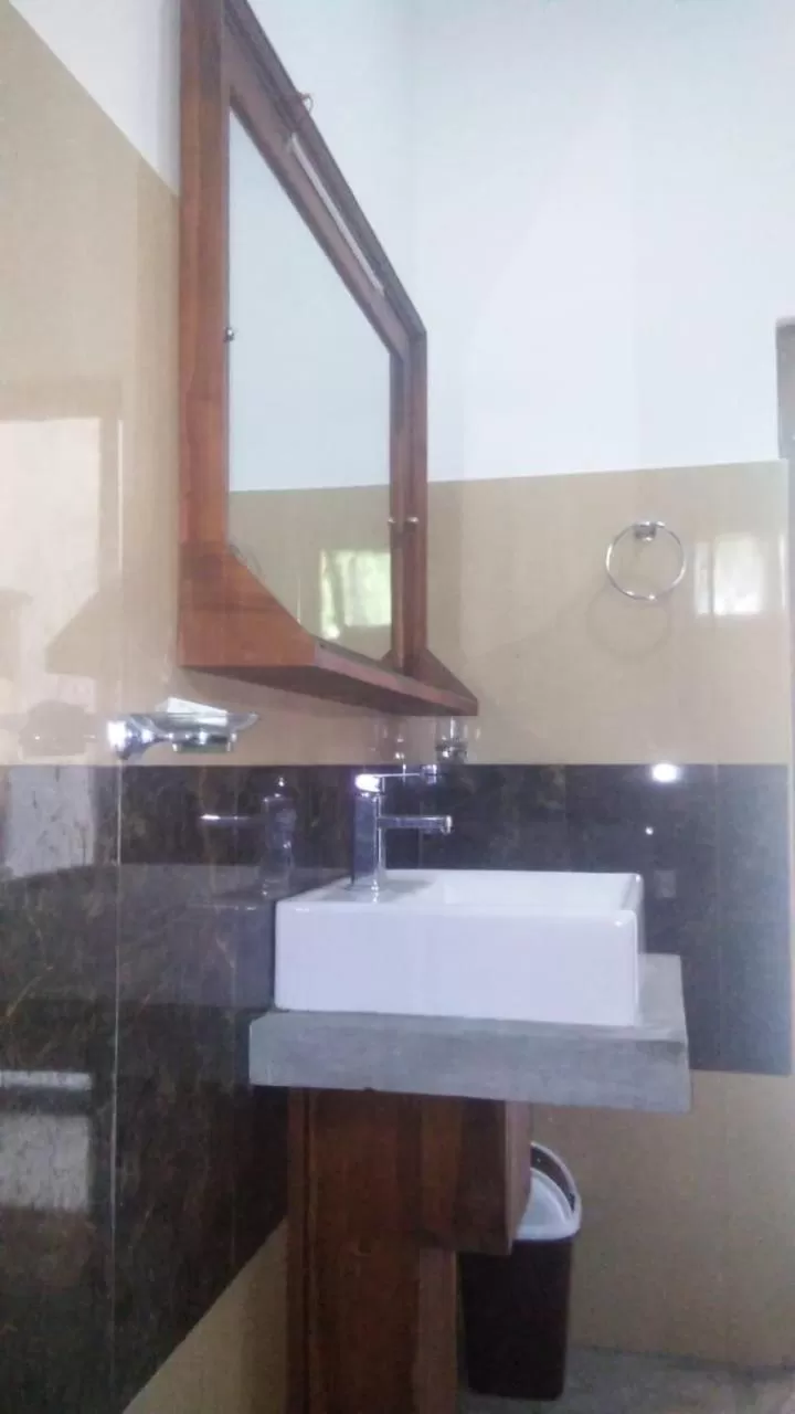 Bathroom in Maple Home Stay