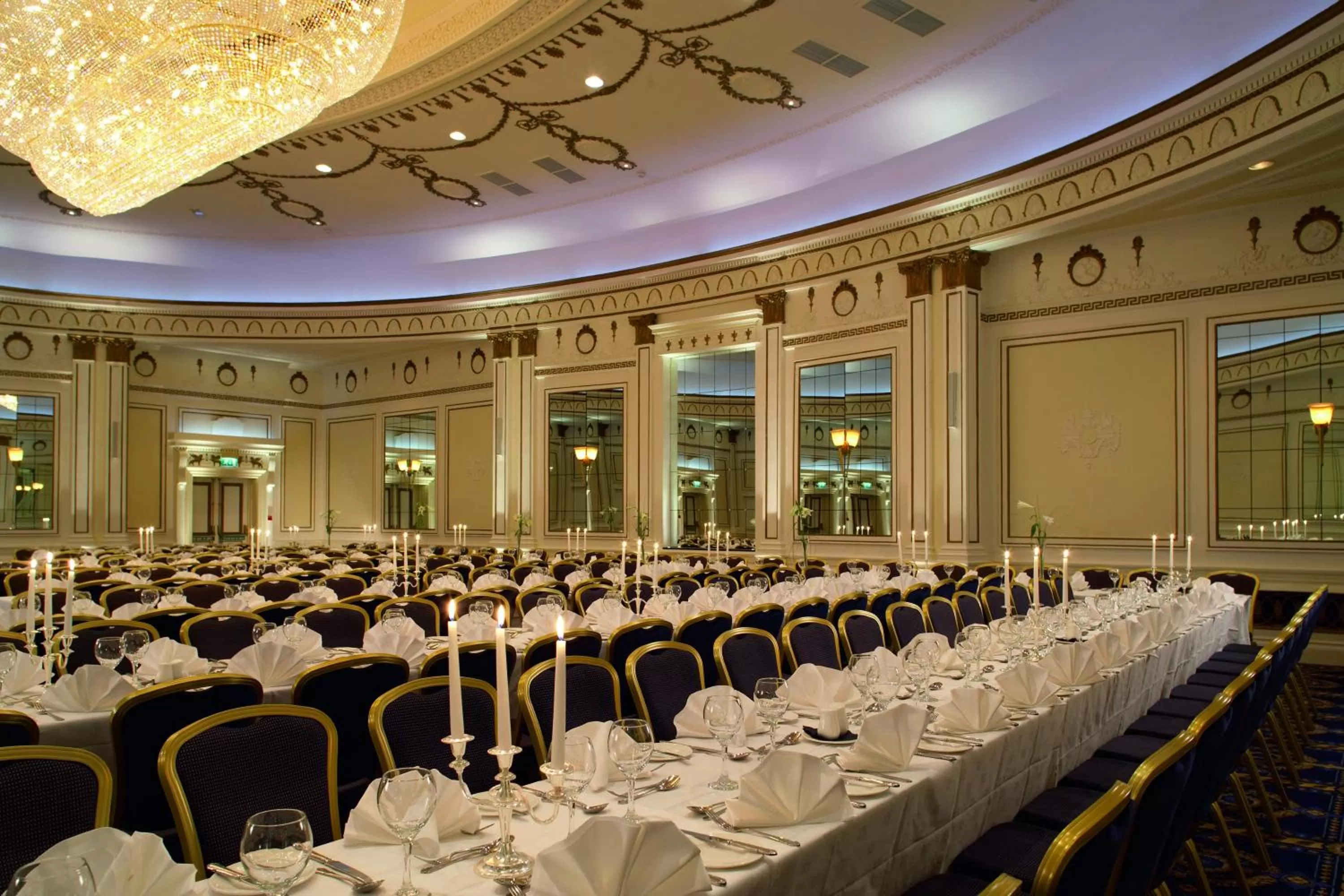 Restaurant/places to eat in The Midland Hotel