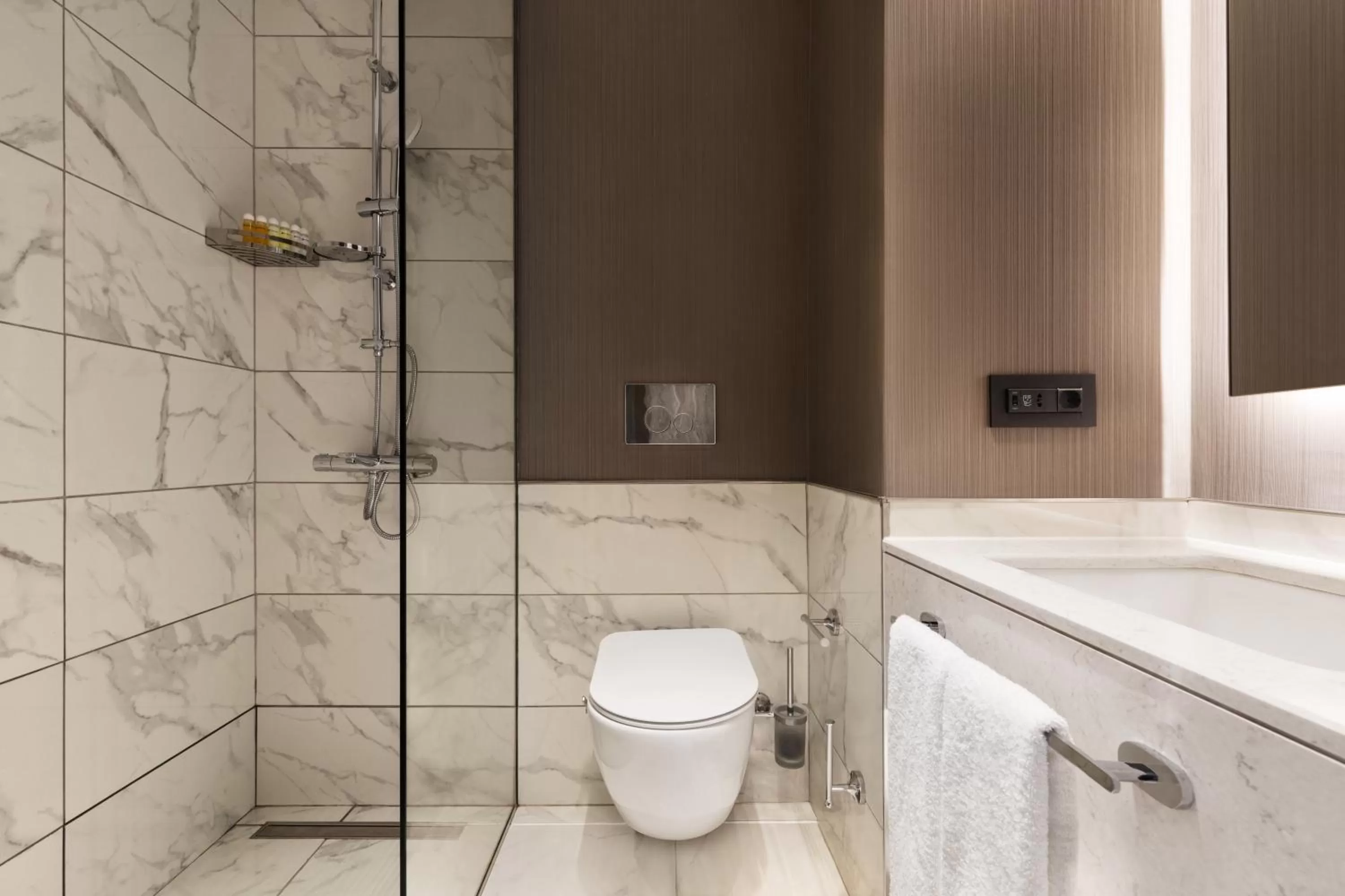 Shower in Wyndham Bukhara