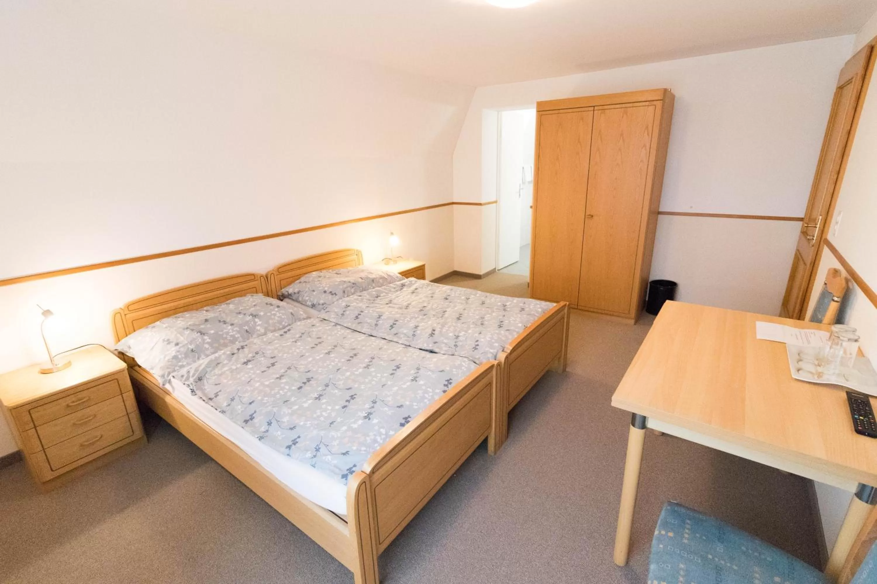 Bedroom, Bed in Gasthaus Ochsen