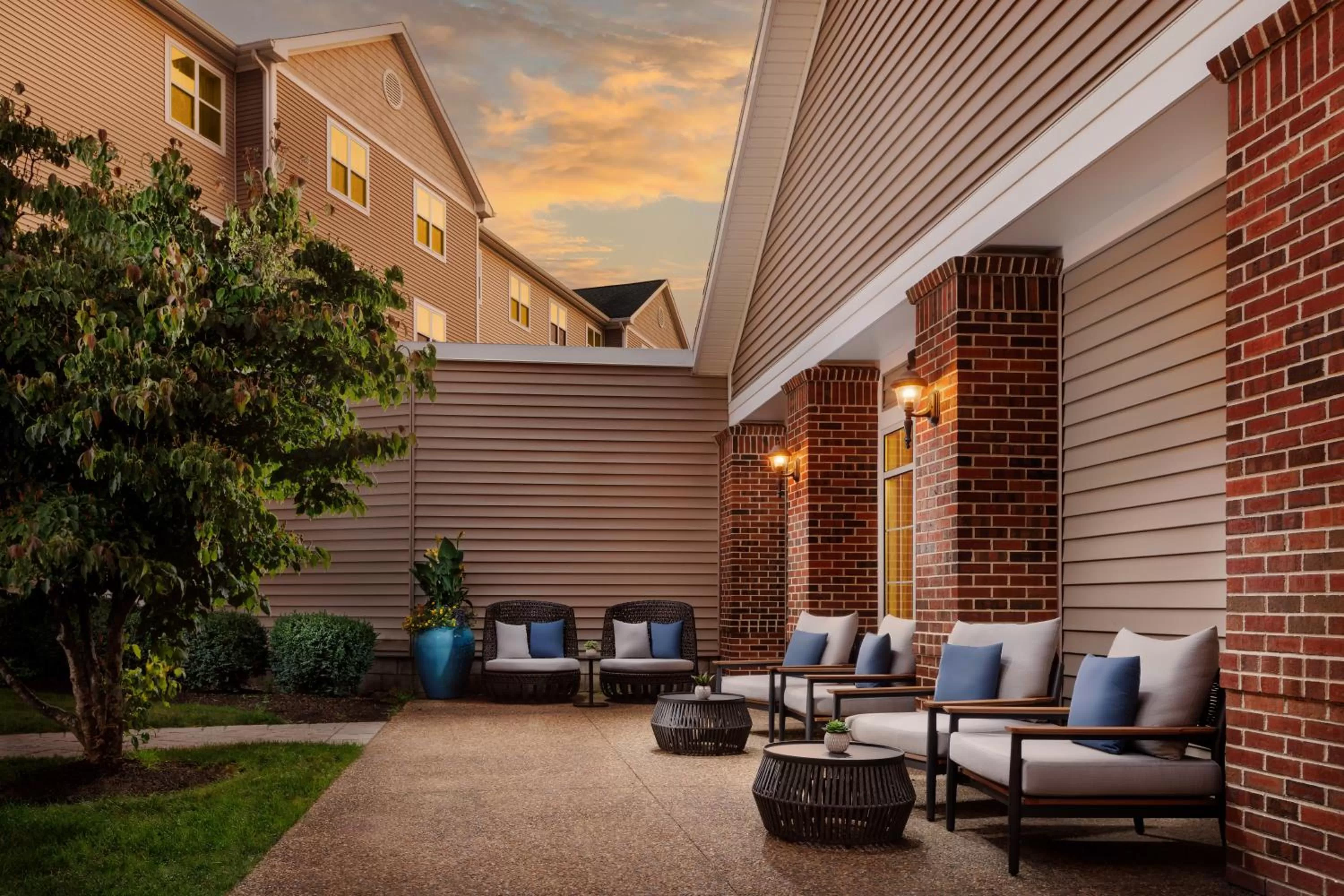 Patio in Homewood Suites by Hilton Portsmouth