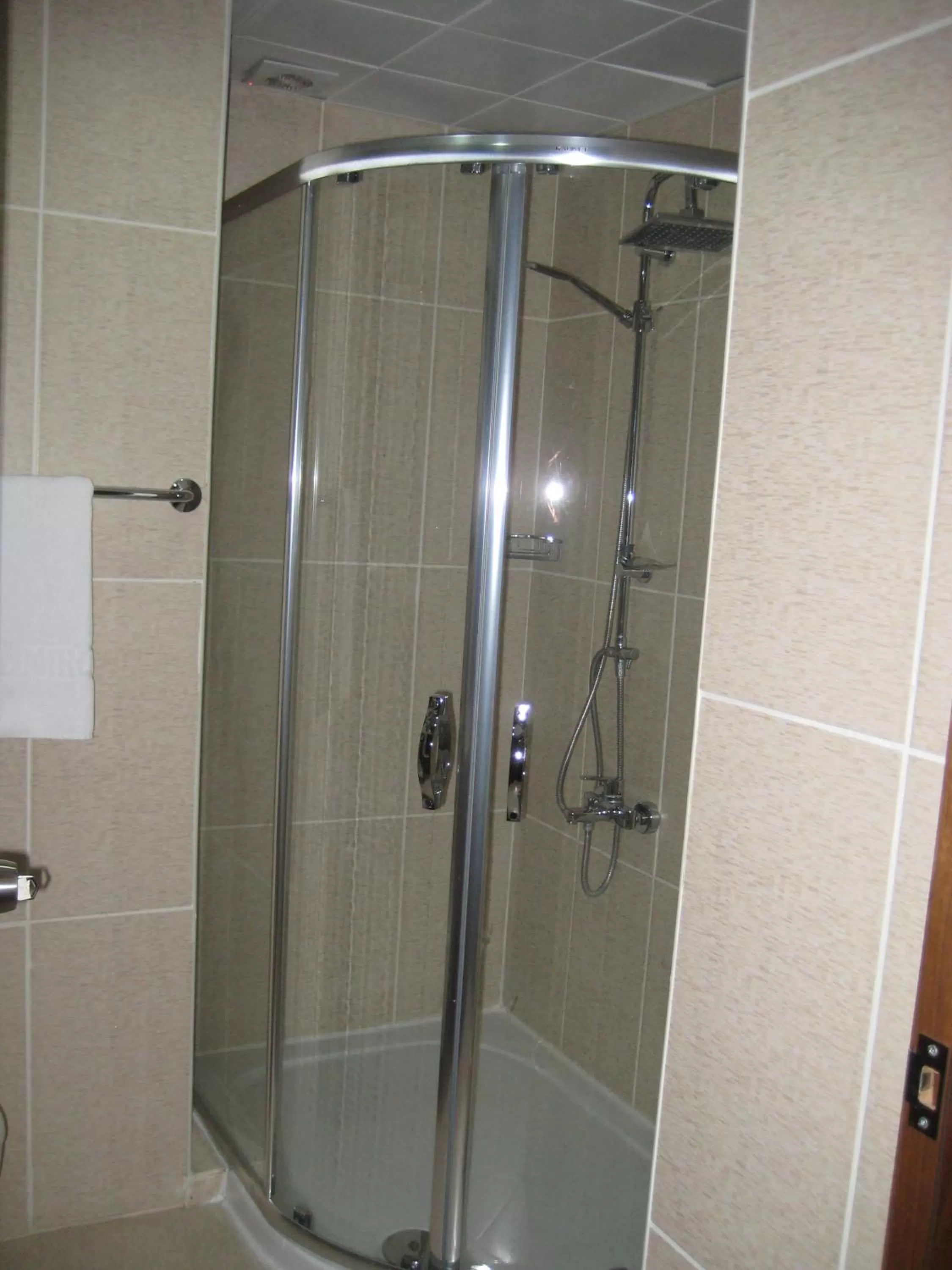 Shower, Bathroom in Miroglu Hotel
