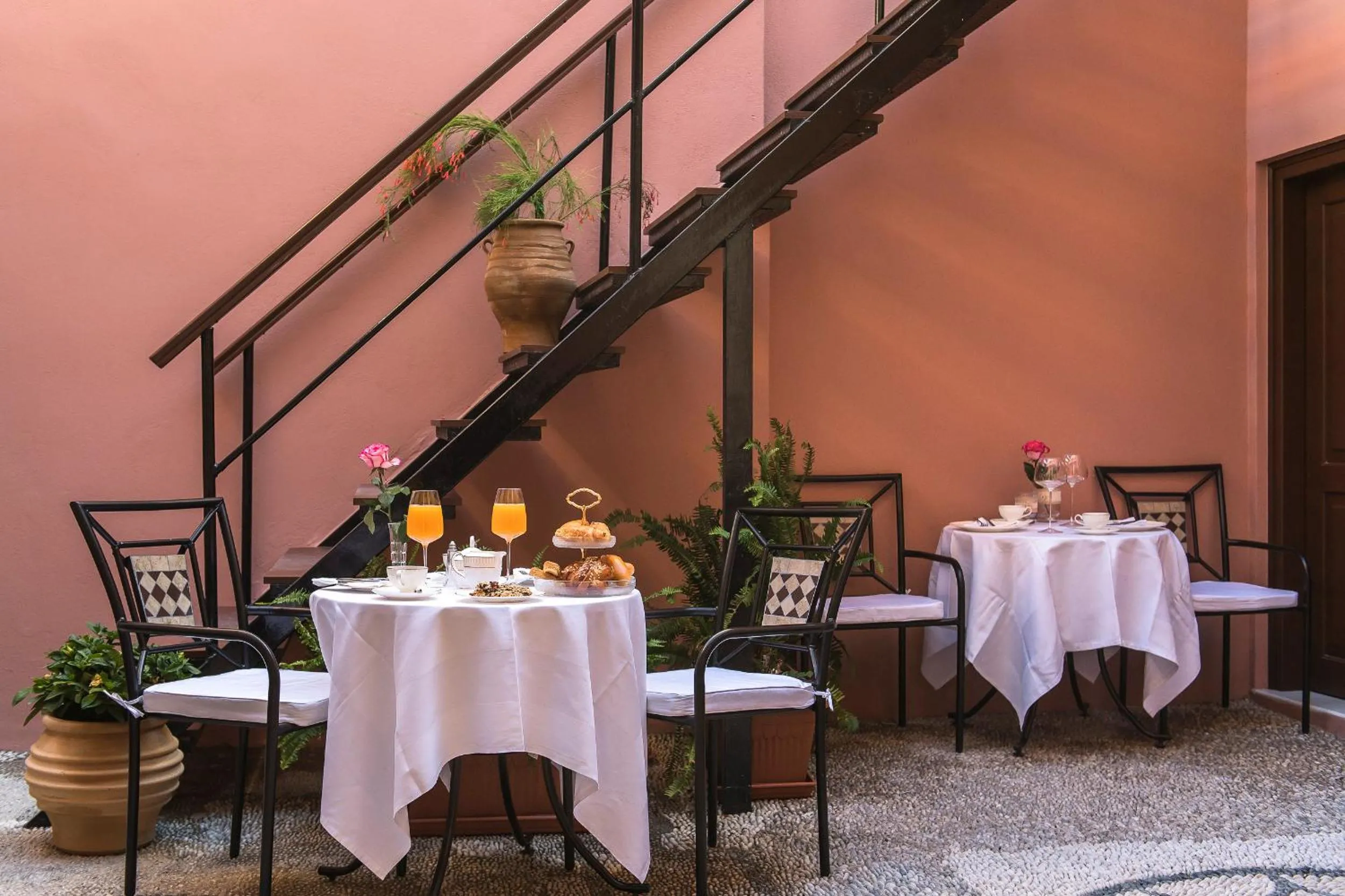 Restaurant/places to eat in Sperveri Boutique Hotel
