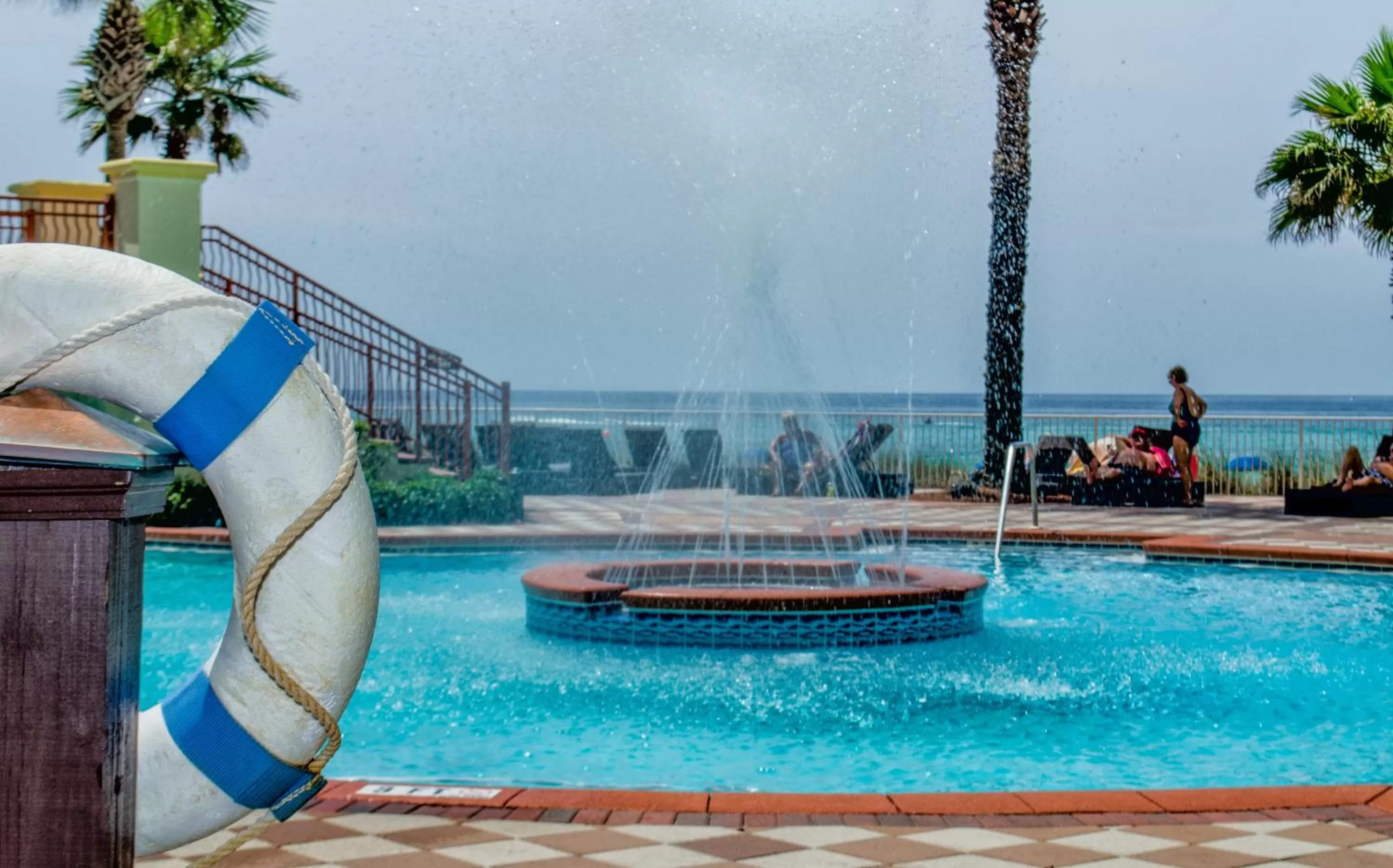 Swimming pool in Shores of Panama Resort