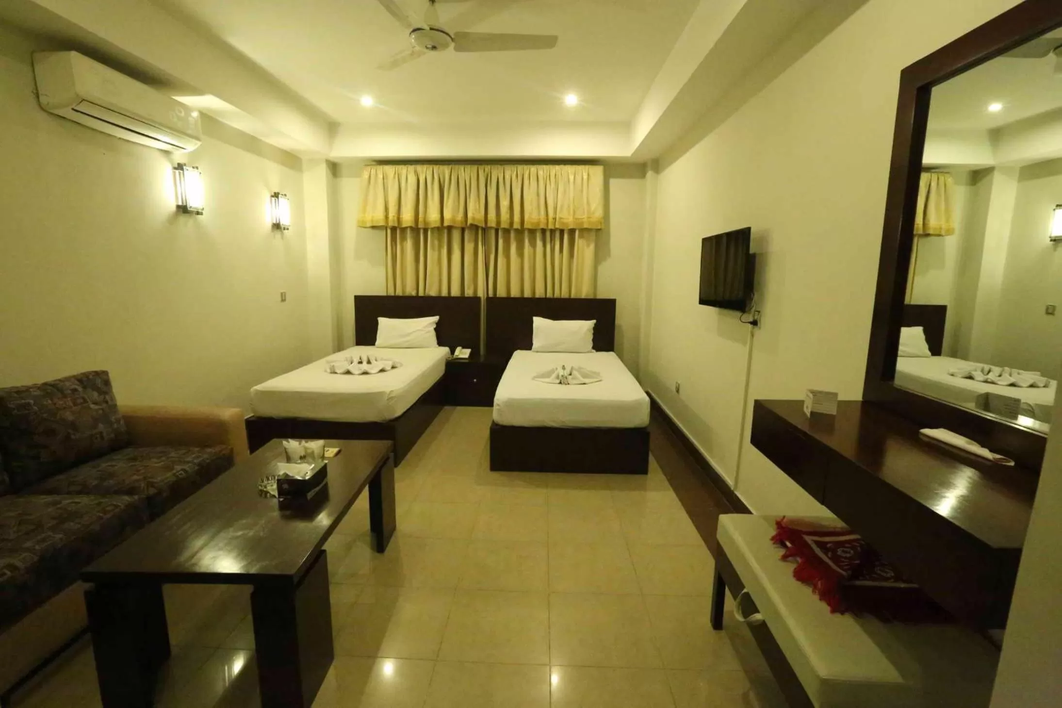 Photo of the whole room in Hotel Multan Continental