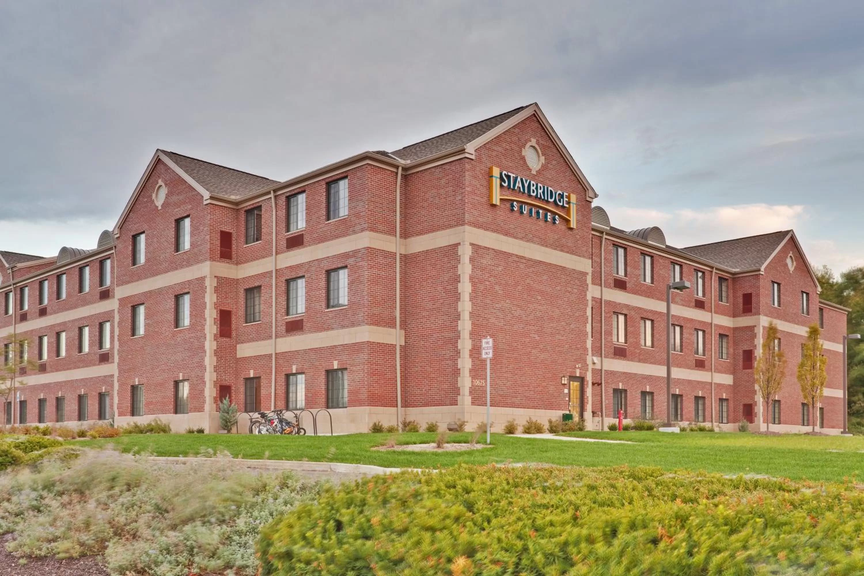 Property building in Staybridge Suites Indianapolis-Carmel by IHG
