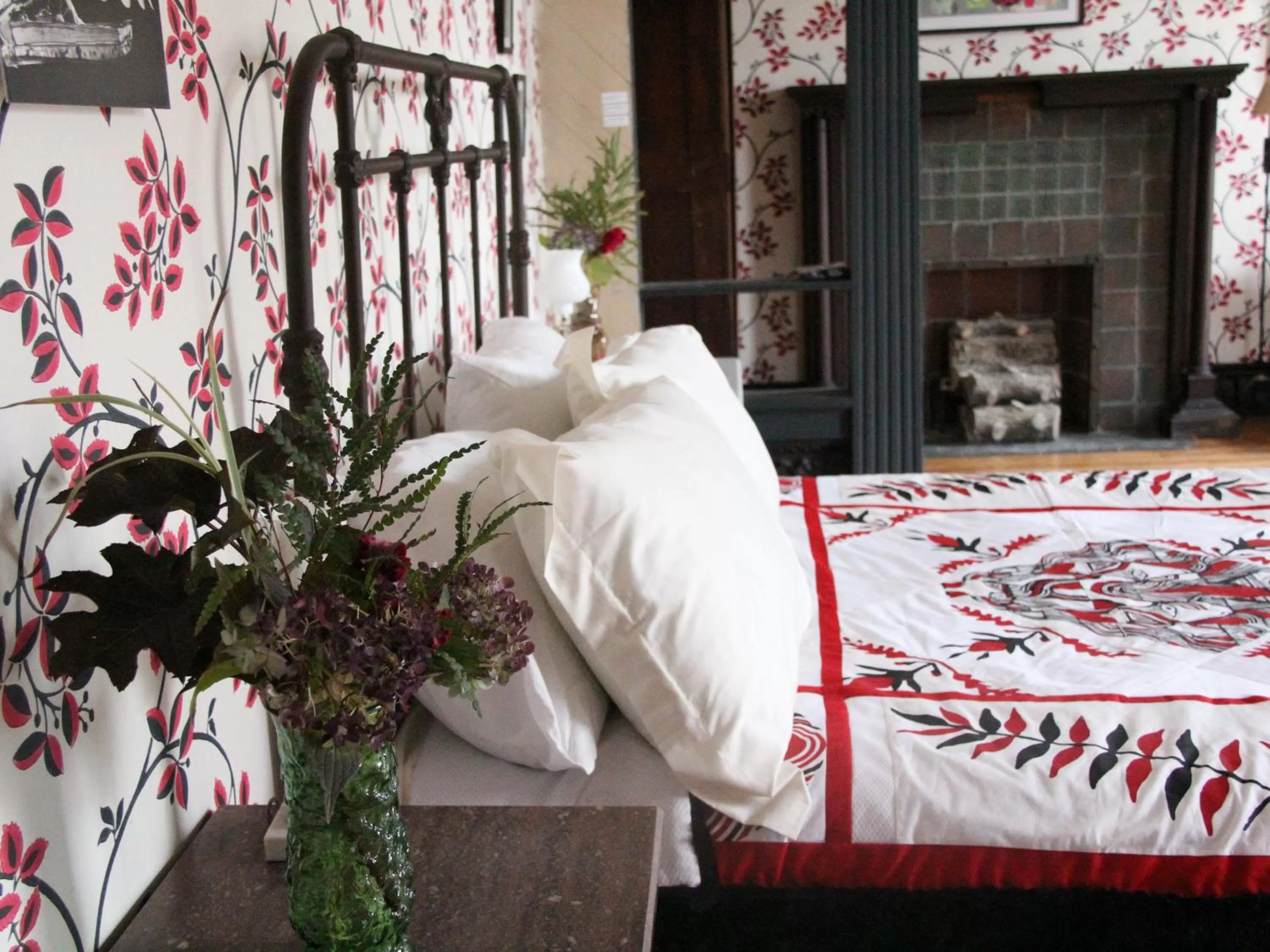 Bed in The Wedding Cake House