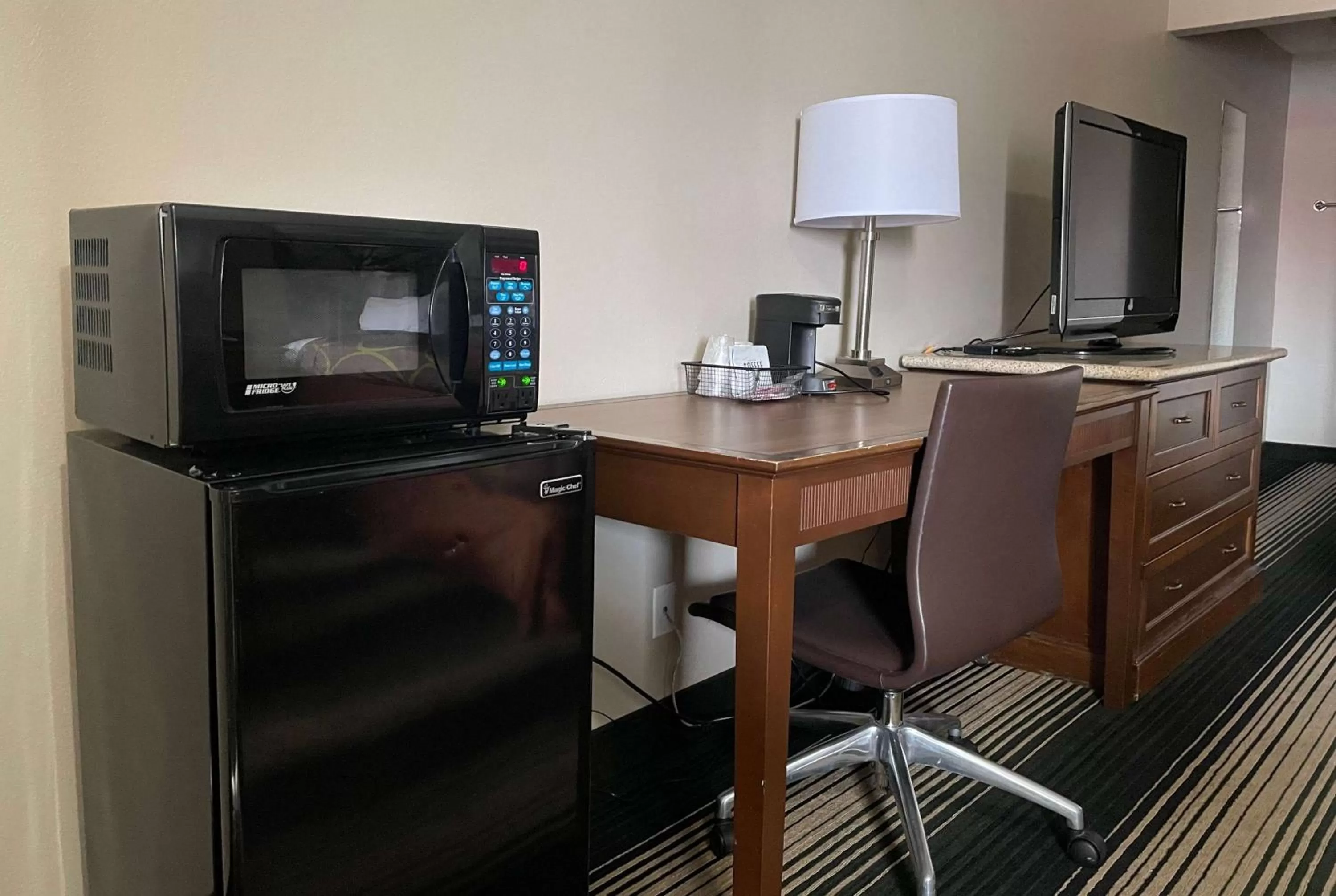 Photo of the whole room in Deluxe Inn & Suites