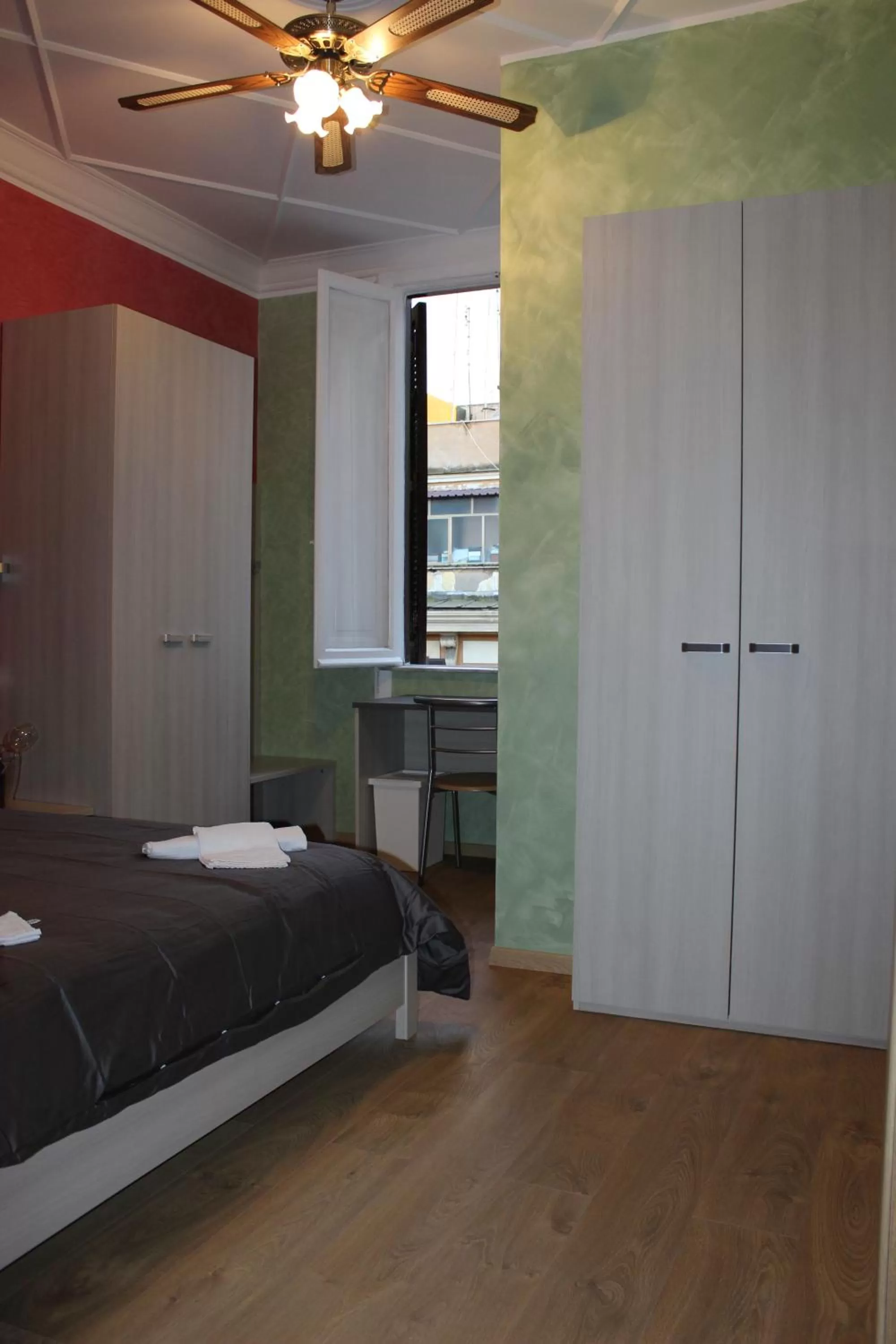 Triple Room in B&B Central Palace King Of Rome