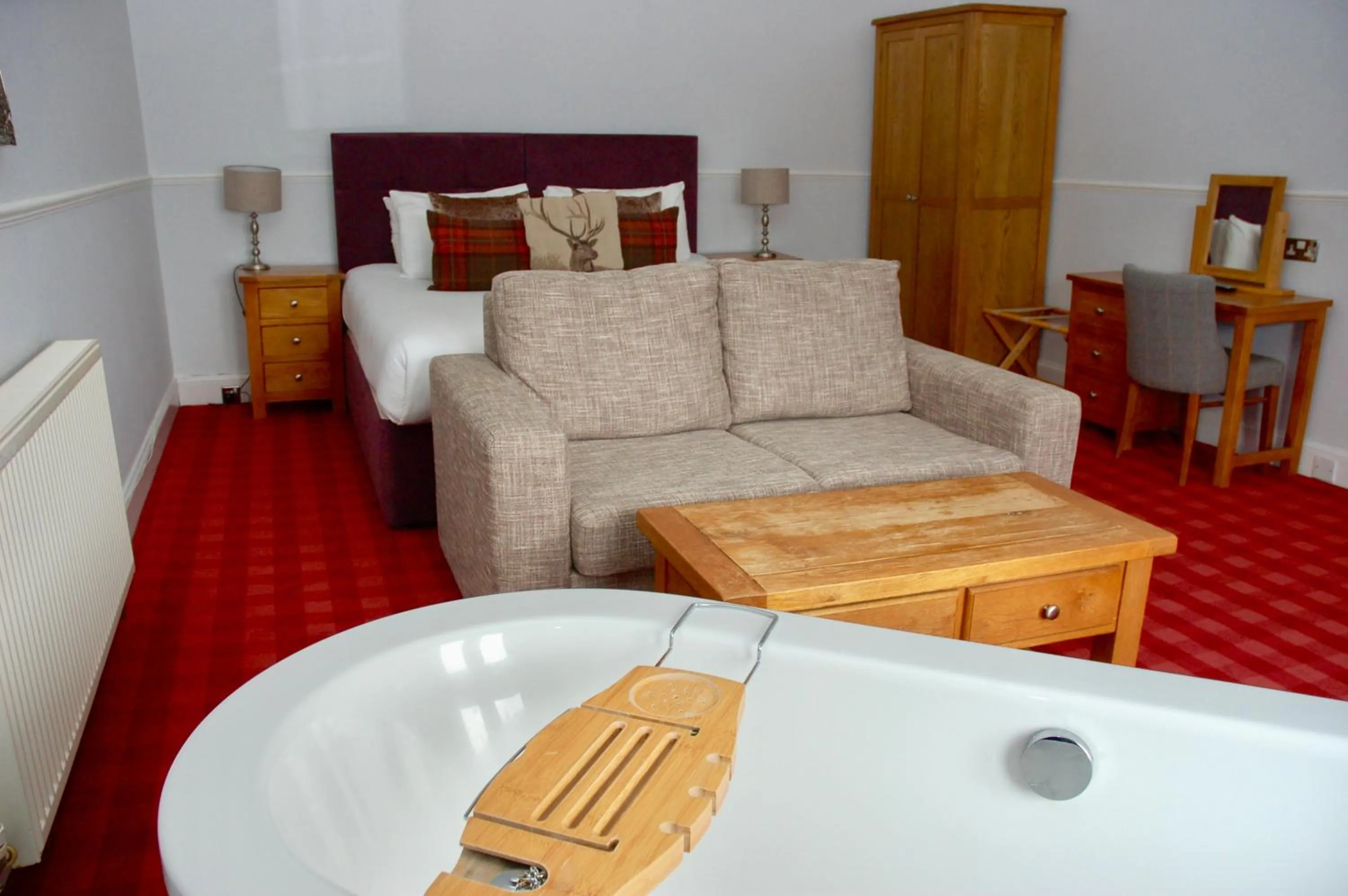 Bedroom, Bed in Boat Country Inn and Restaurant