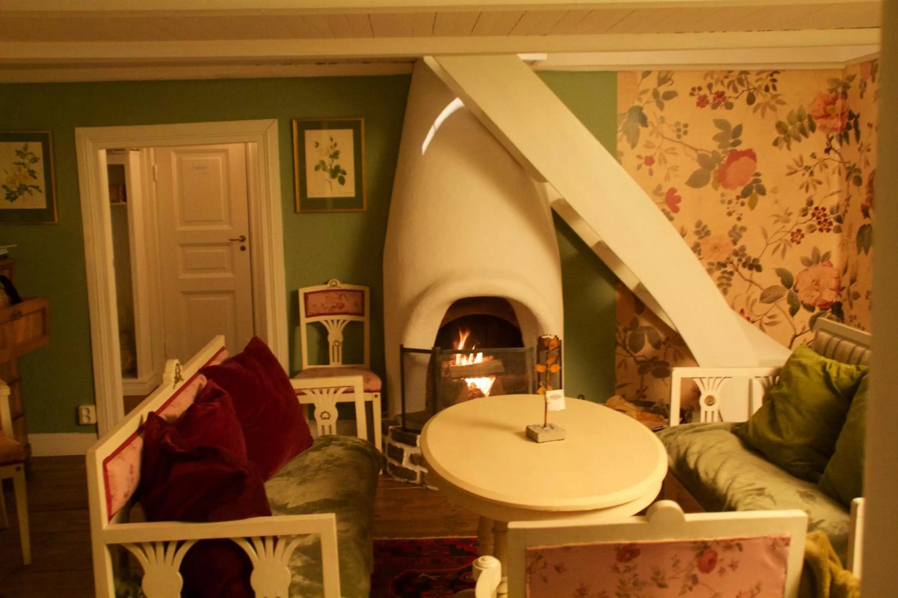 Seating Area in Malistorpets Rosor