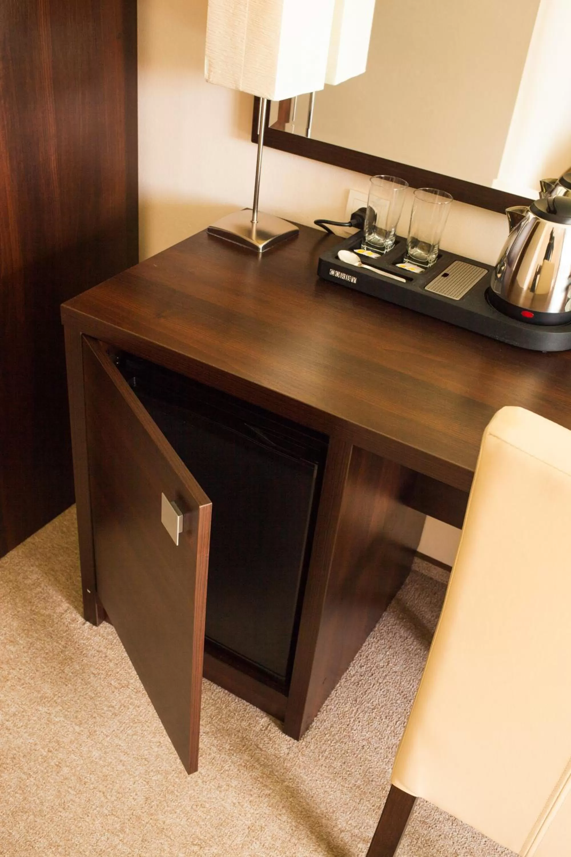 Coffee/tea facilities, Kitchen/Kitchenette in Hotel Santa Monica