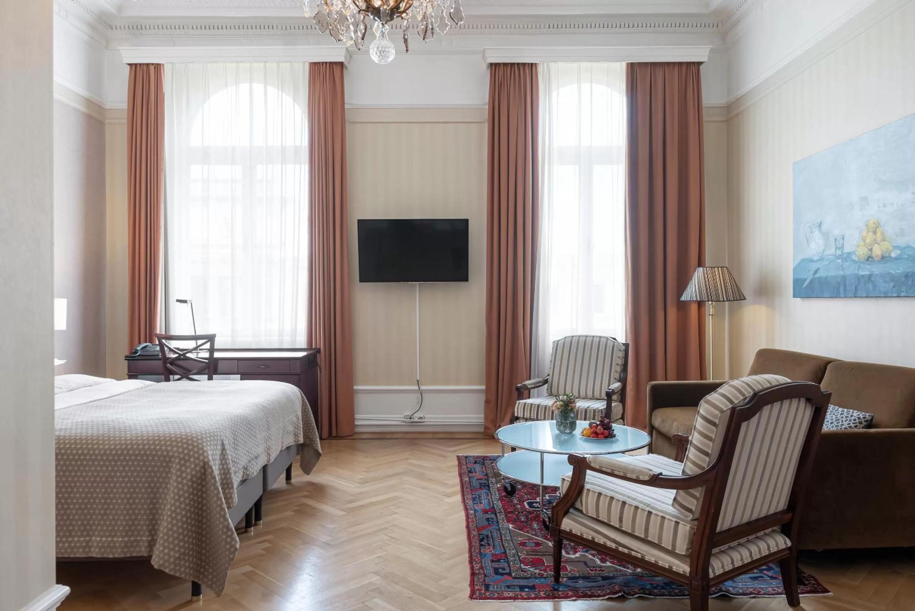 Photo of the whole room, Bed in Elite Plaza Hotel