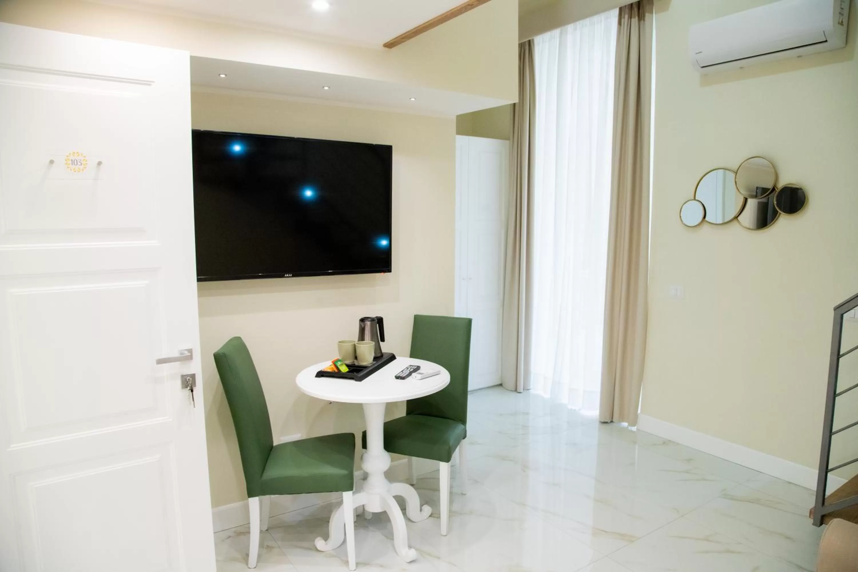 TV and multimedia in Gentile Suite Centro Storico