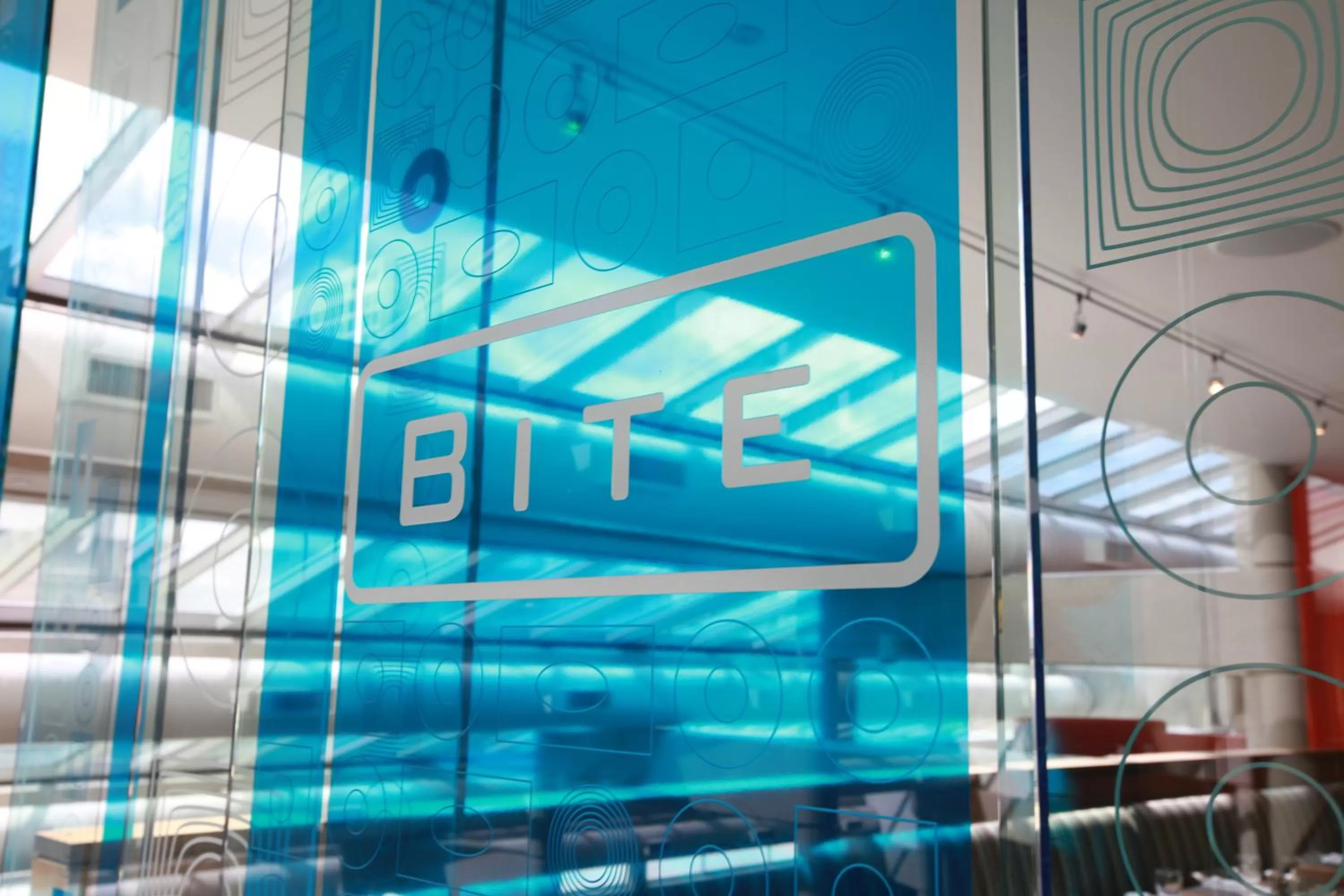 Restaurant/places to eat in Hotel Murano