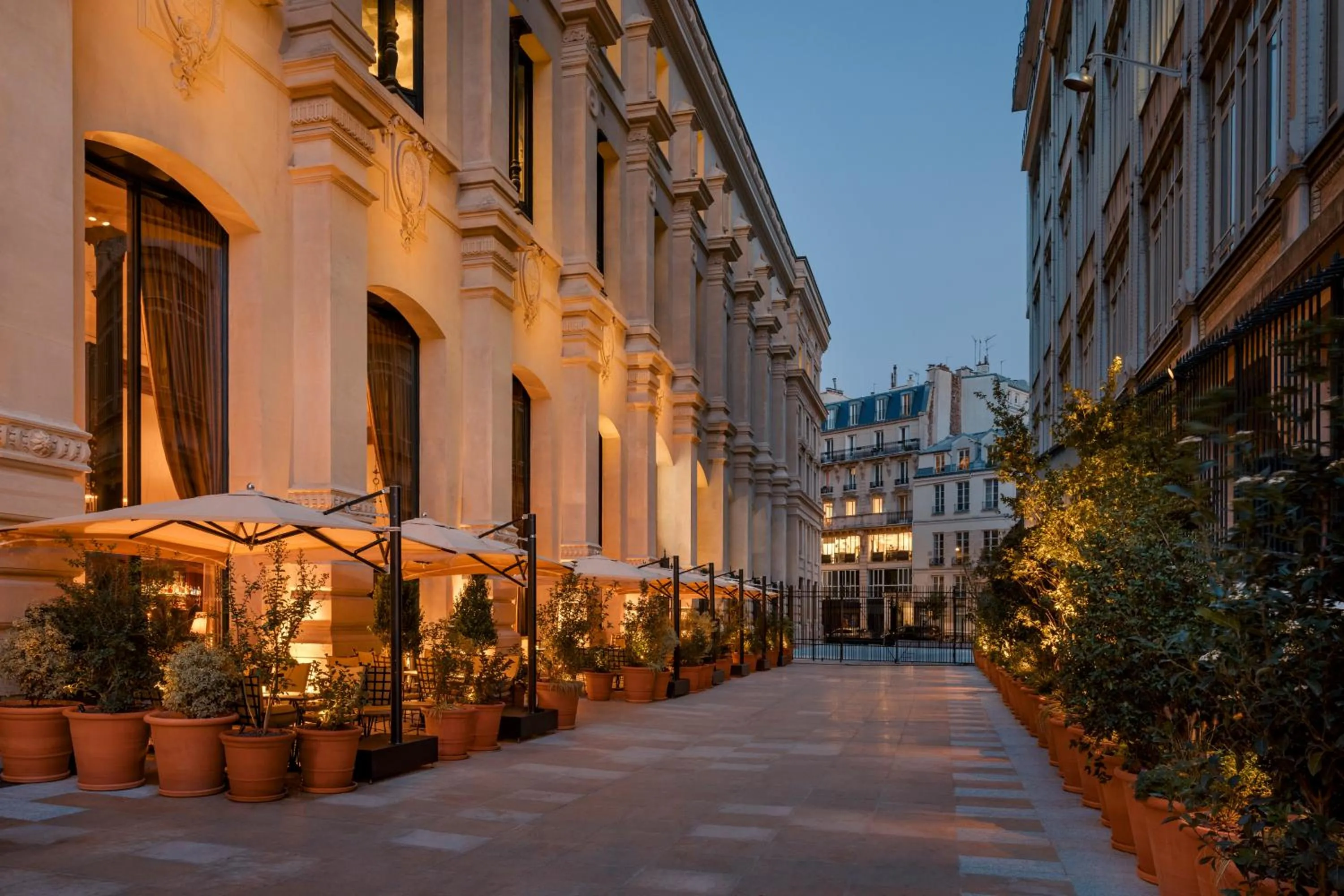 Restaurant/places to eat in Hôtel Madame Rêve