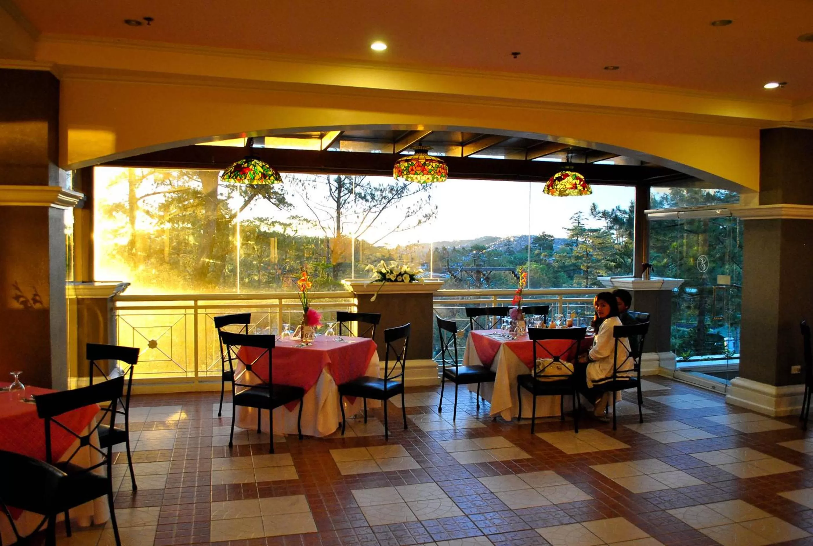 Restaurant/places to eat in Hotel Elizabeth - Baguio
