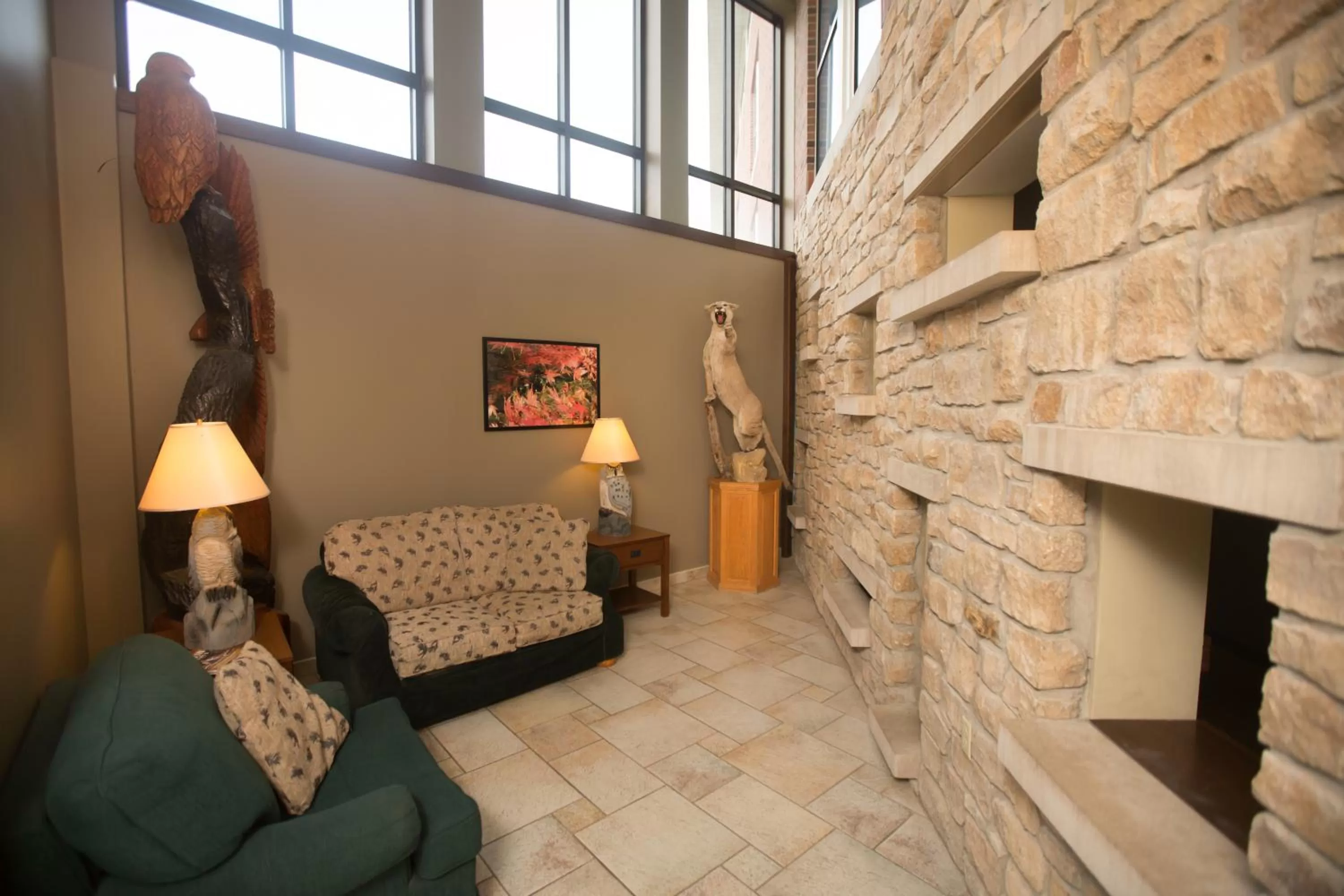 Communal lounge/ TV room, Seating Area in Clifty Inn