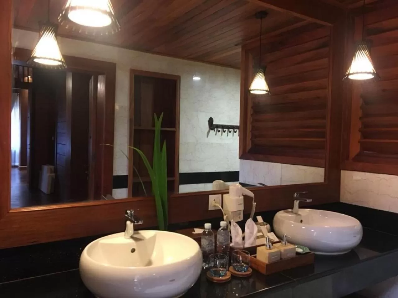 Bathroom in Try Palace Resort-Kep