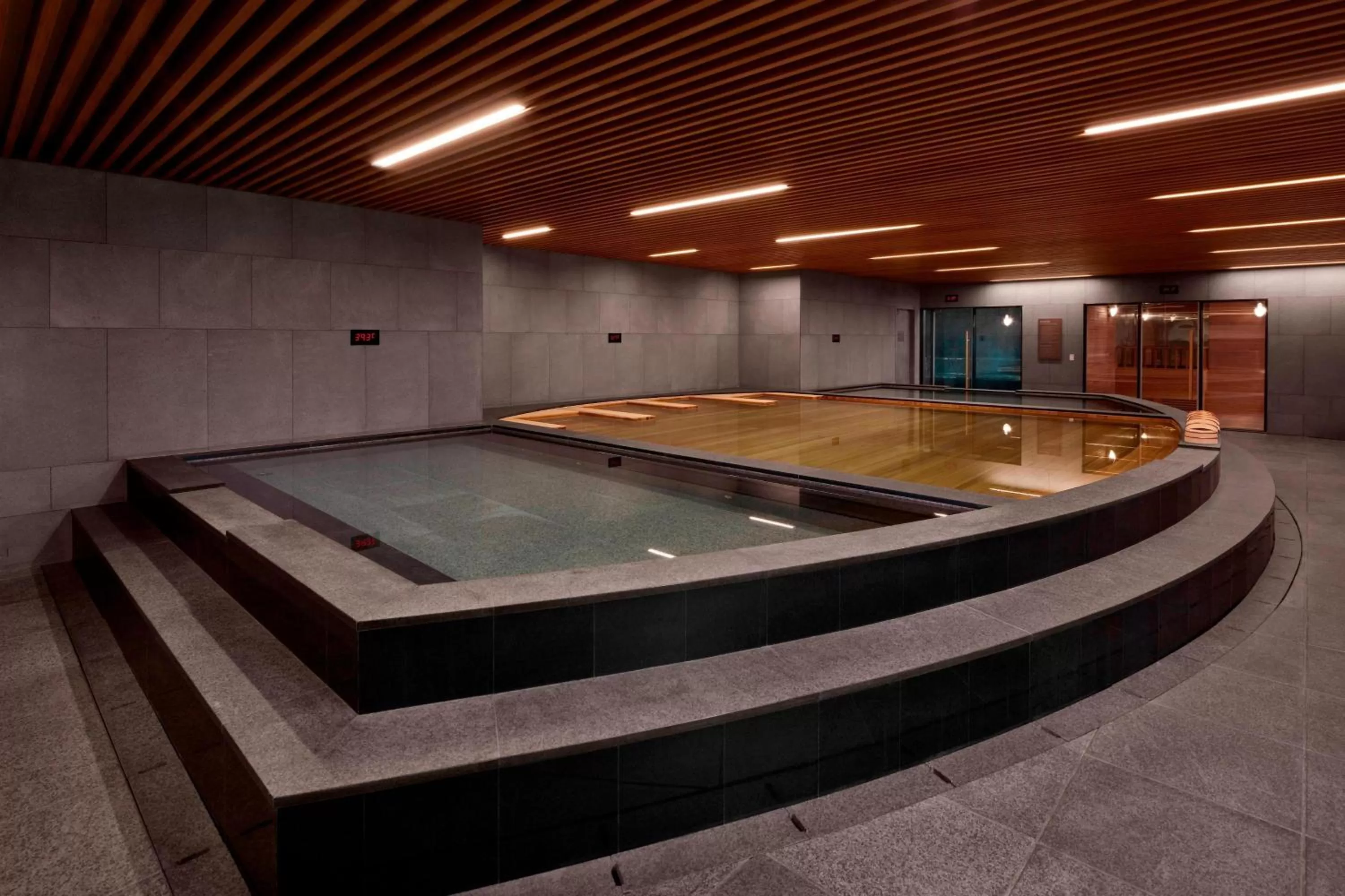 Fitness centre/facilities in JW Marriott Hotel Seoul
