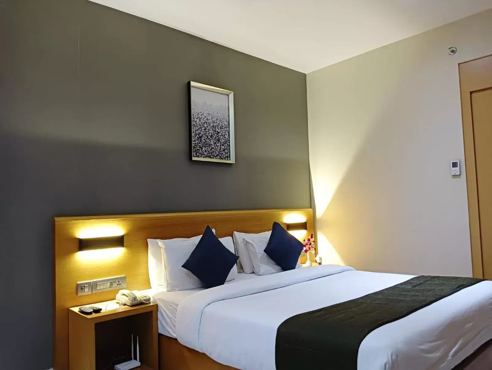 Suite with City View (10% off on F&B,10% off on Laundry, Complimentary Drivers Accommodations) in Hotel Suba Elite Vadodara Suite with City View (10% off on F&B,10% off on Laundry, Complimentary Drivers Accommodations) in Hotel Suba Elite Vadodara