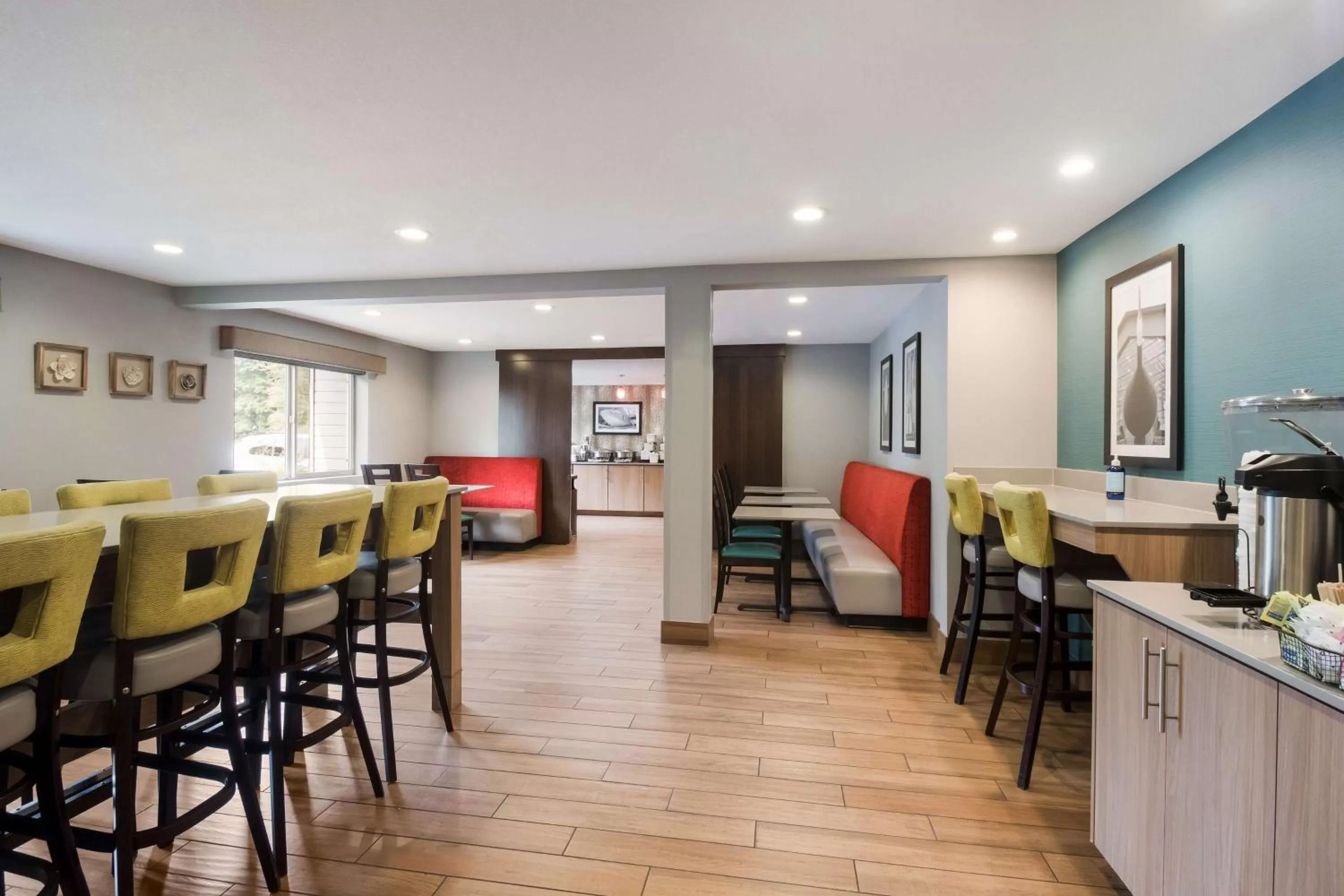 Restaurant/places to eat in Best Western McMinnville Inn