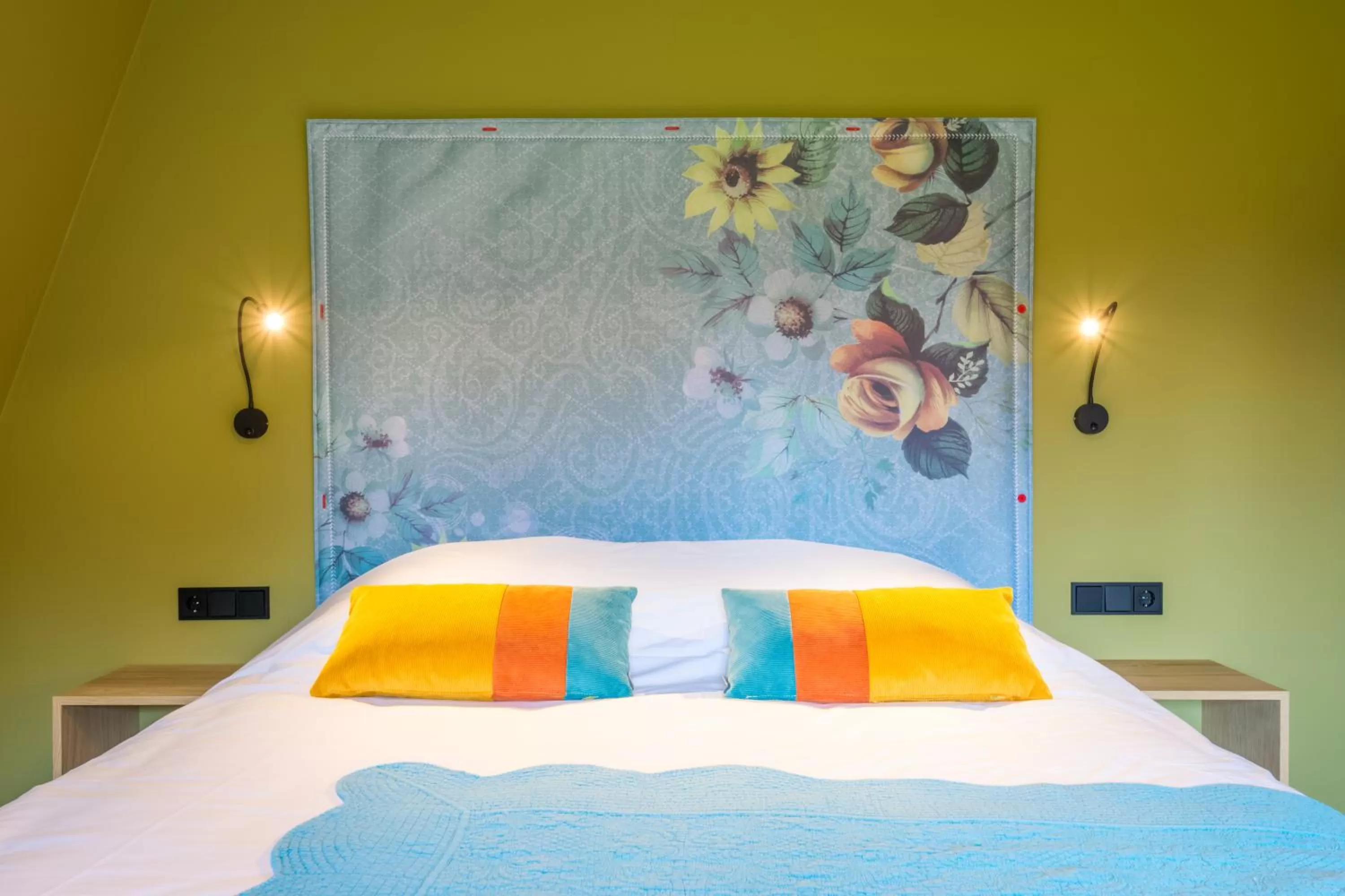 Bed in LUDIEK eten en slapen