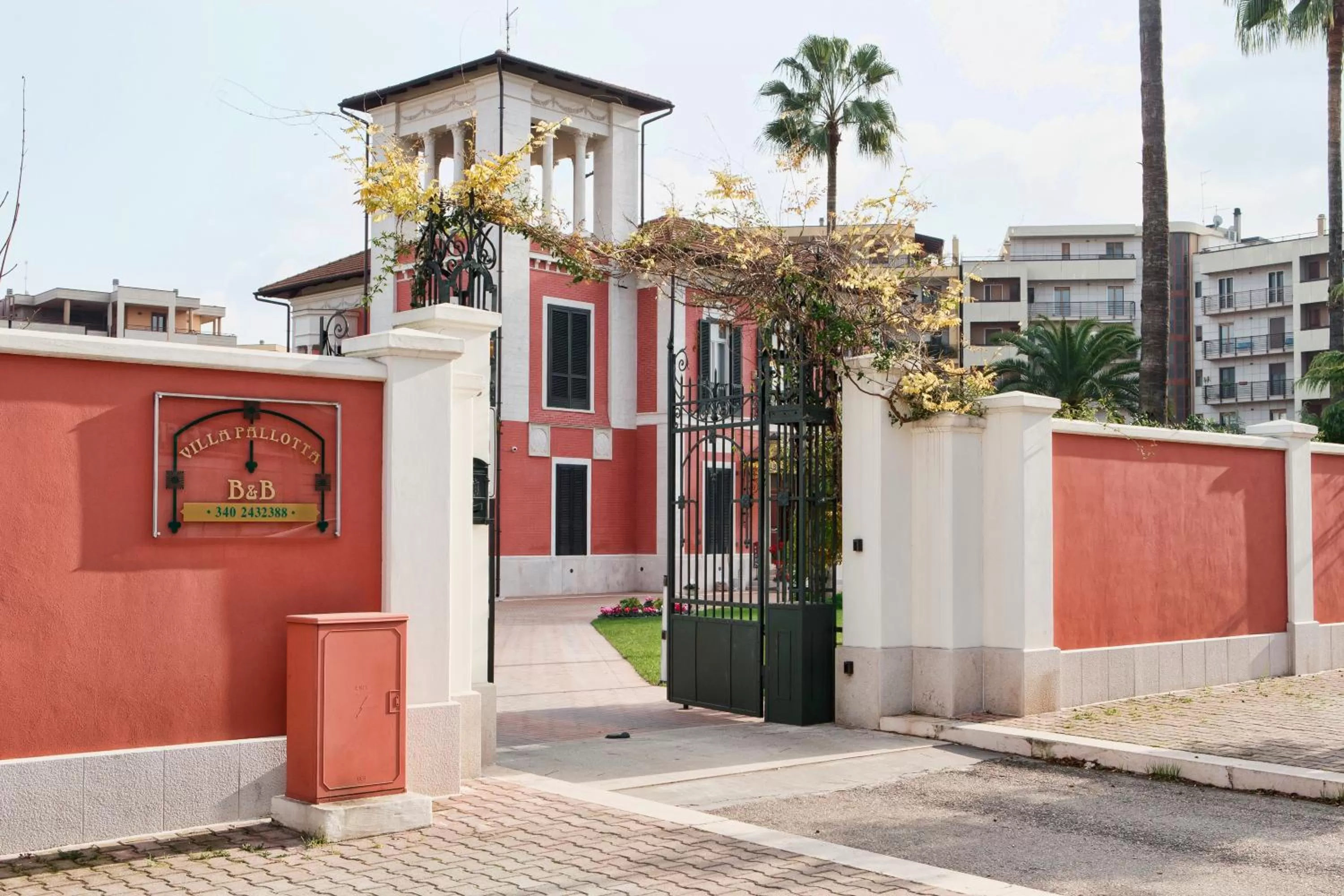 Facade/entrance in Villa Pallotta Luxury B&B