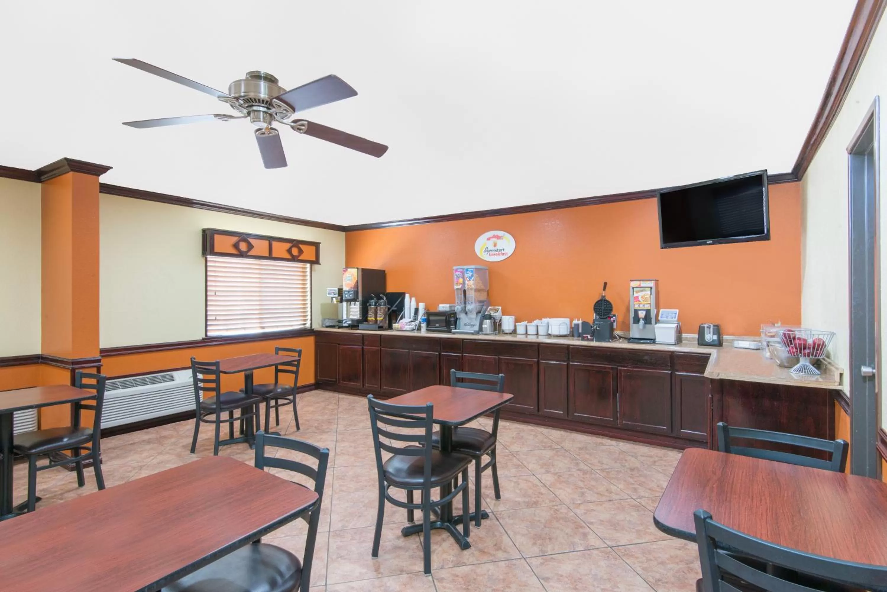 Breakfast in Super 8 by Wyndham Moriarty