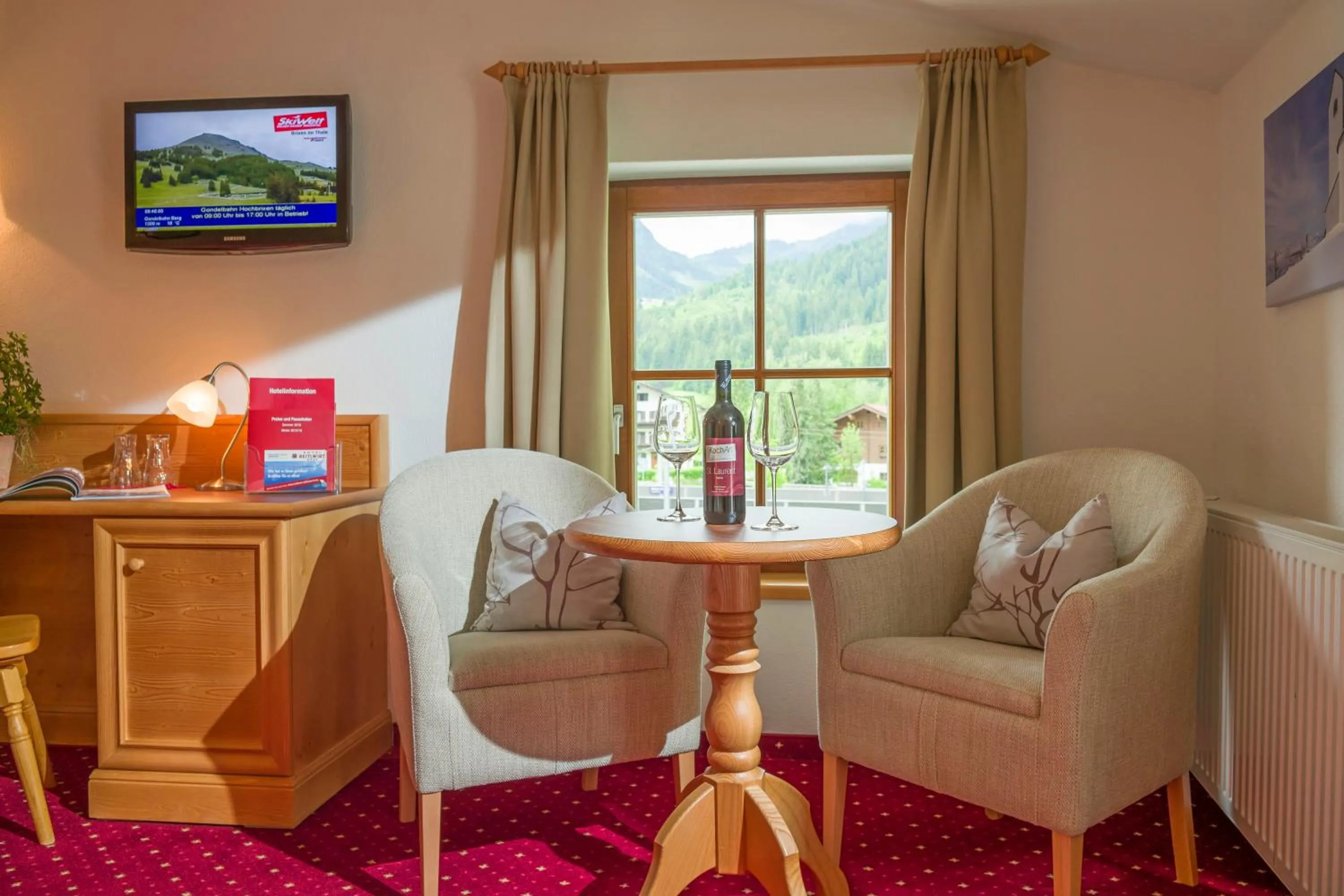 Seating area in Hotel Reitlwirt