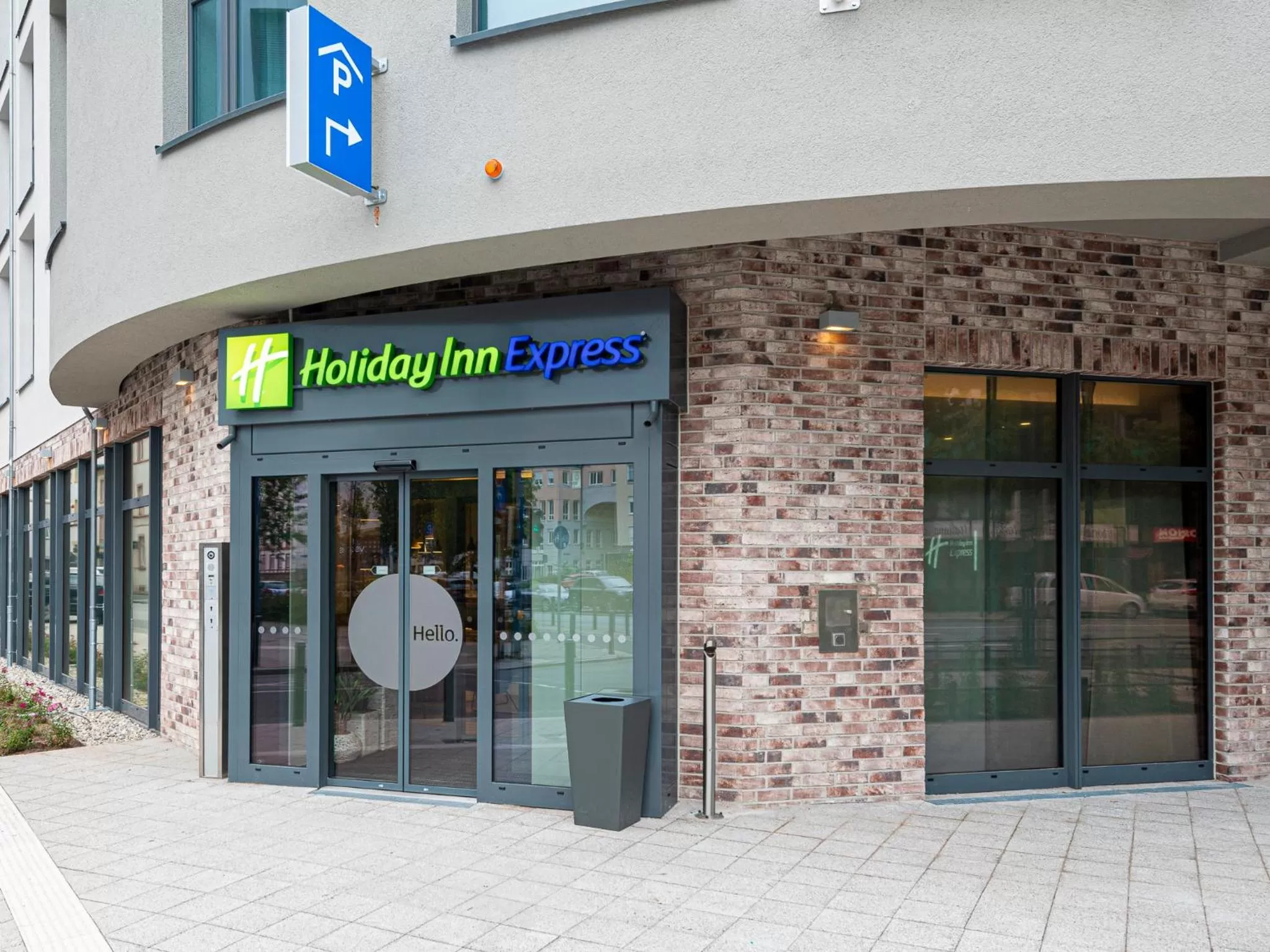 Facade/entrance in Holiday Inn Express - Offenbach by IHG