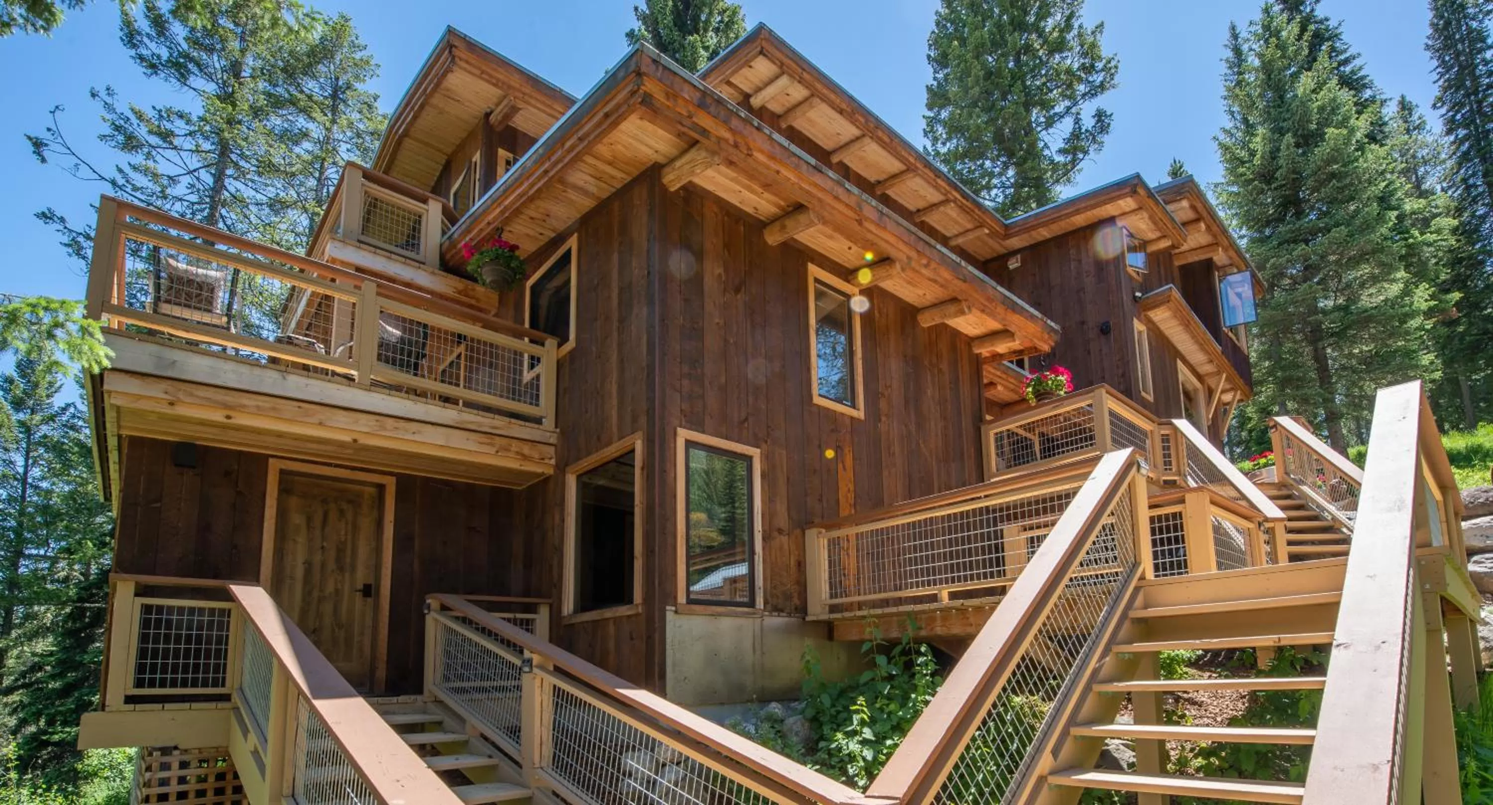 Property building in Jackson Hole Hideout