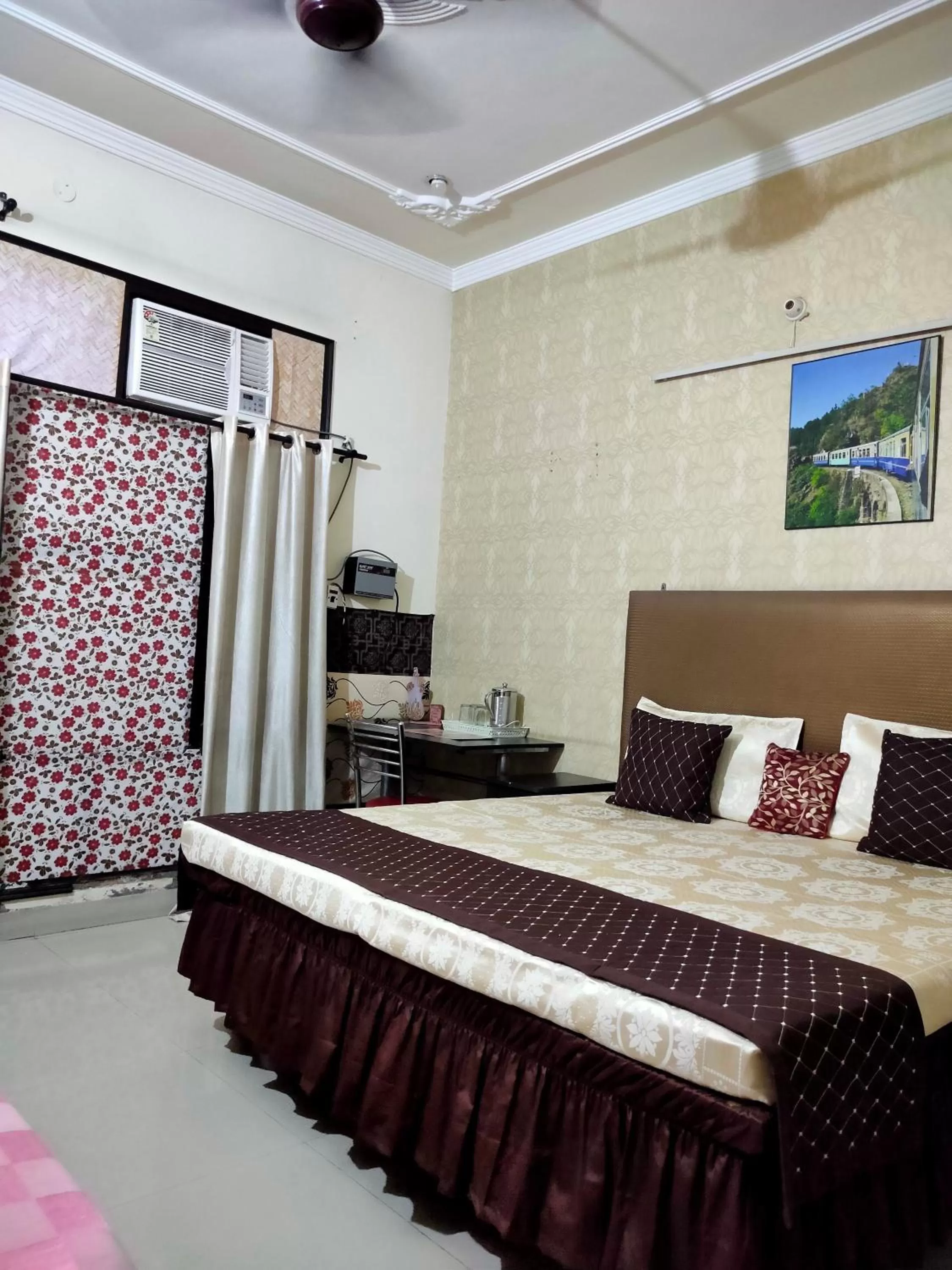 Bedroom, Bed in New Chandigarh Holiday Home
