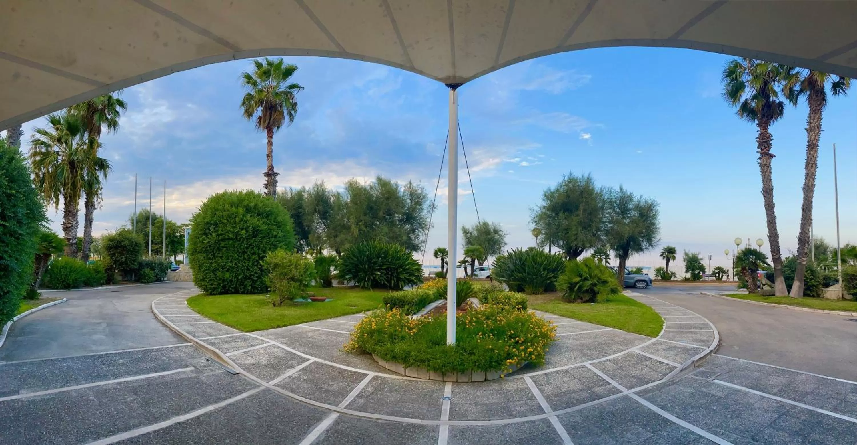 Property building in Nicotel Barletta