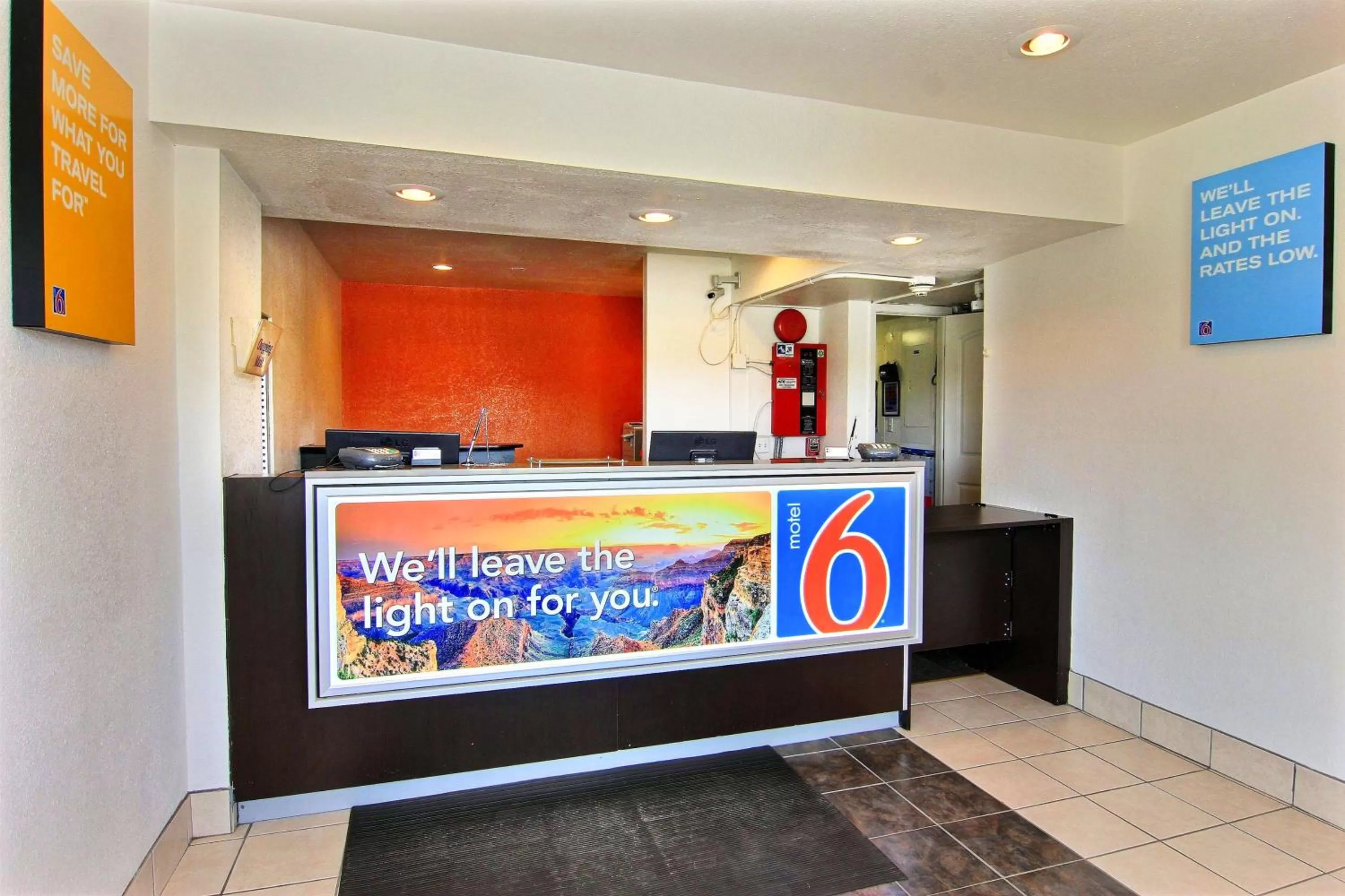 Lobby or reception in Motel 6-Kingsville, TX