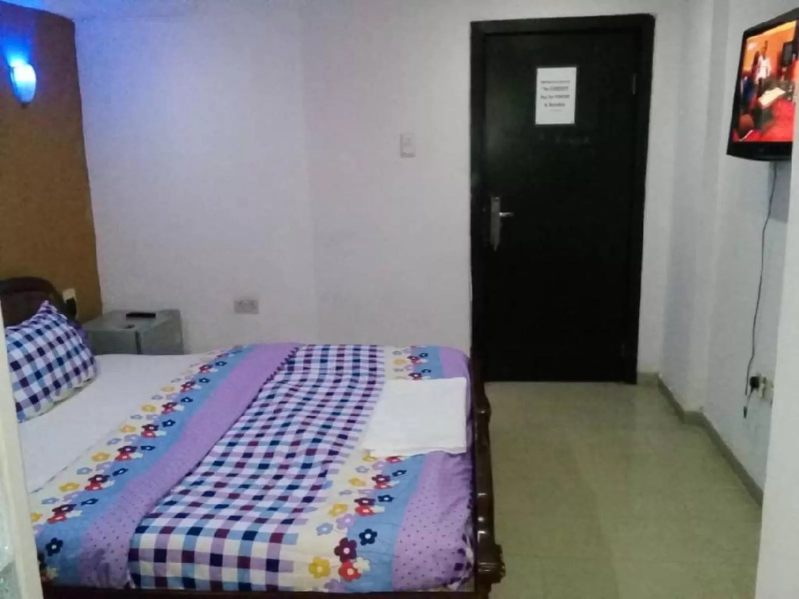 Bed in TheoDawn Hotels @ Suite 29