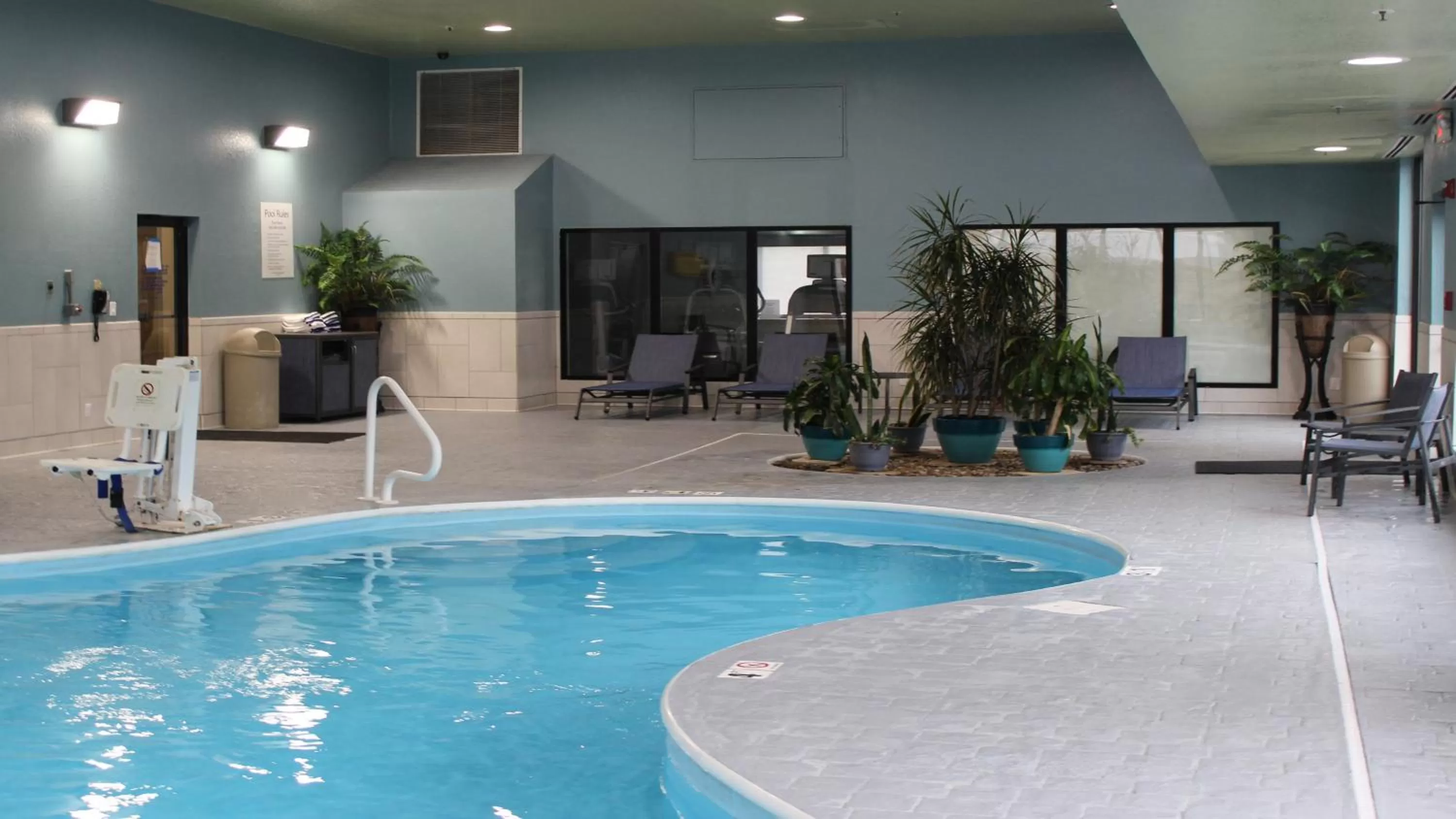 Swimming pool in Holiday Inn Express Winfield - Teays Valley by IHG