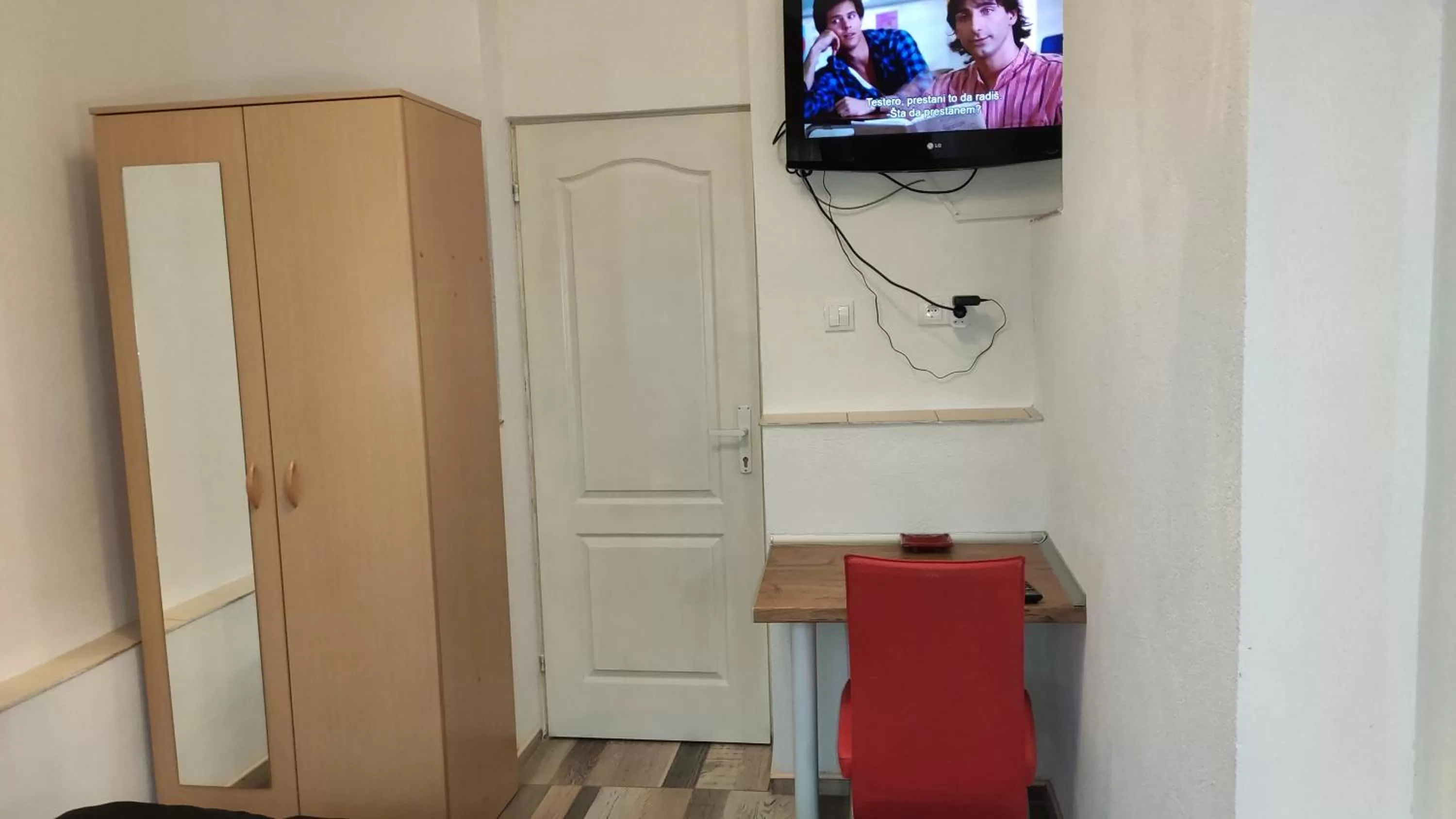 Other, TV/Entertainment Center in Banja Luka šetalište