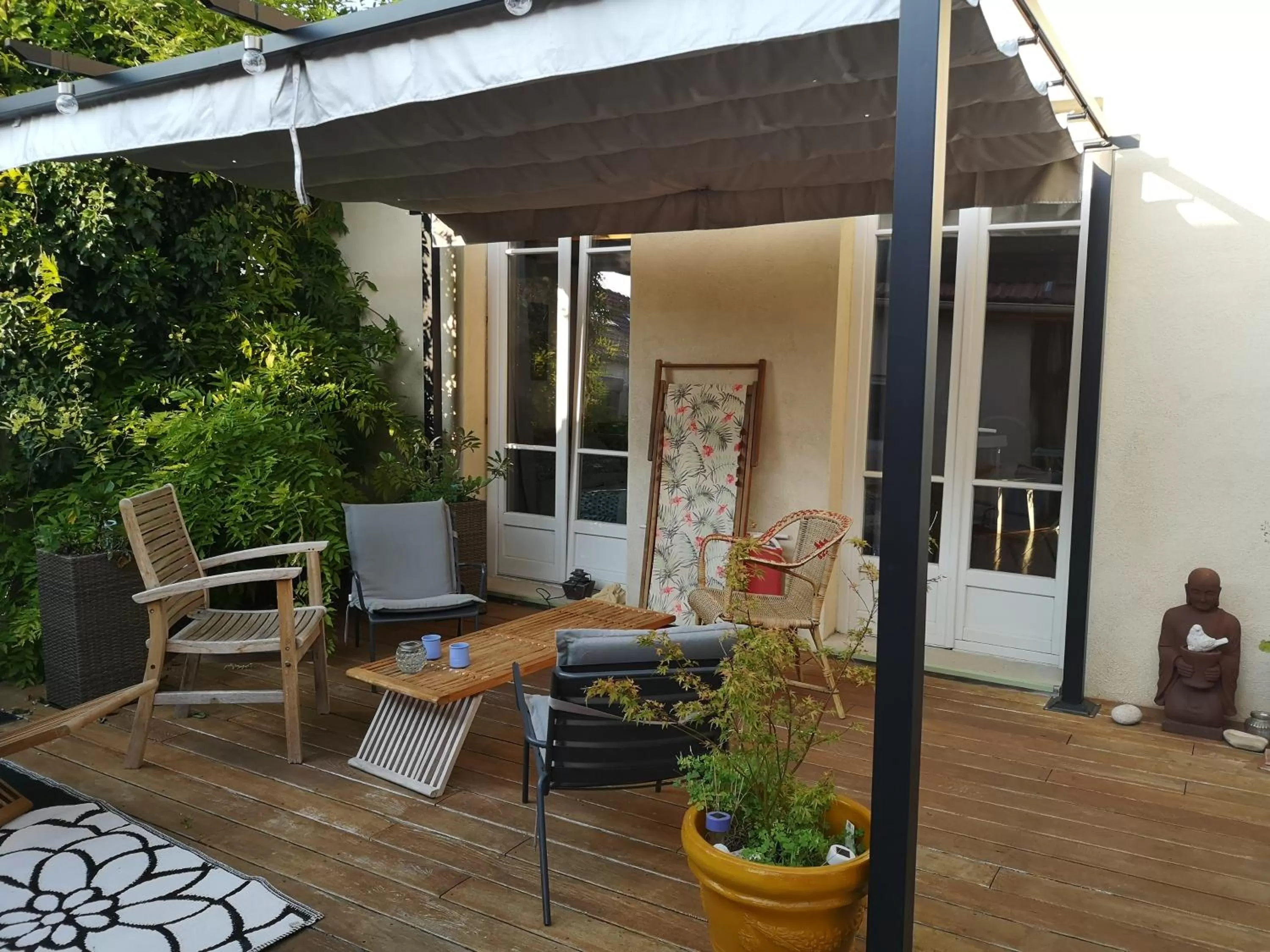 Patio in Chambre en ville dans un esprit campagne