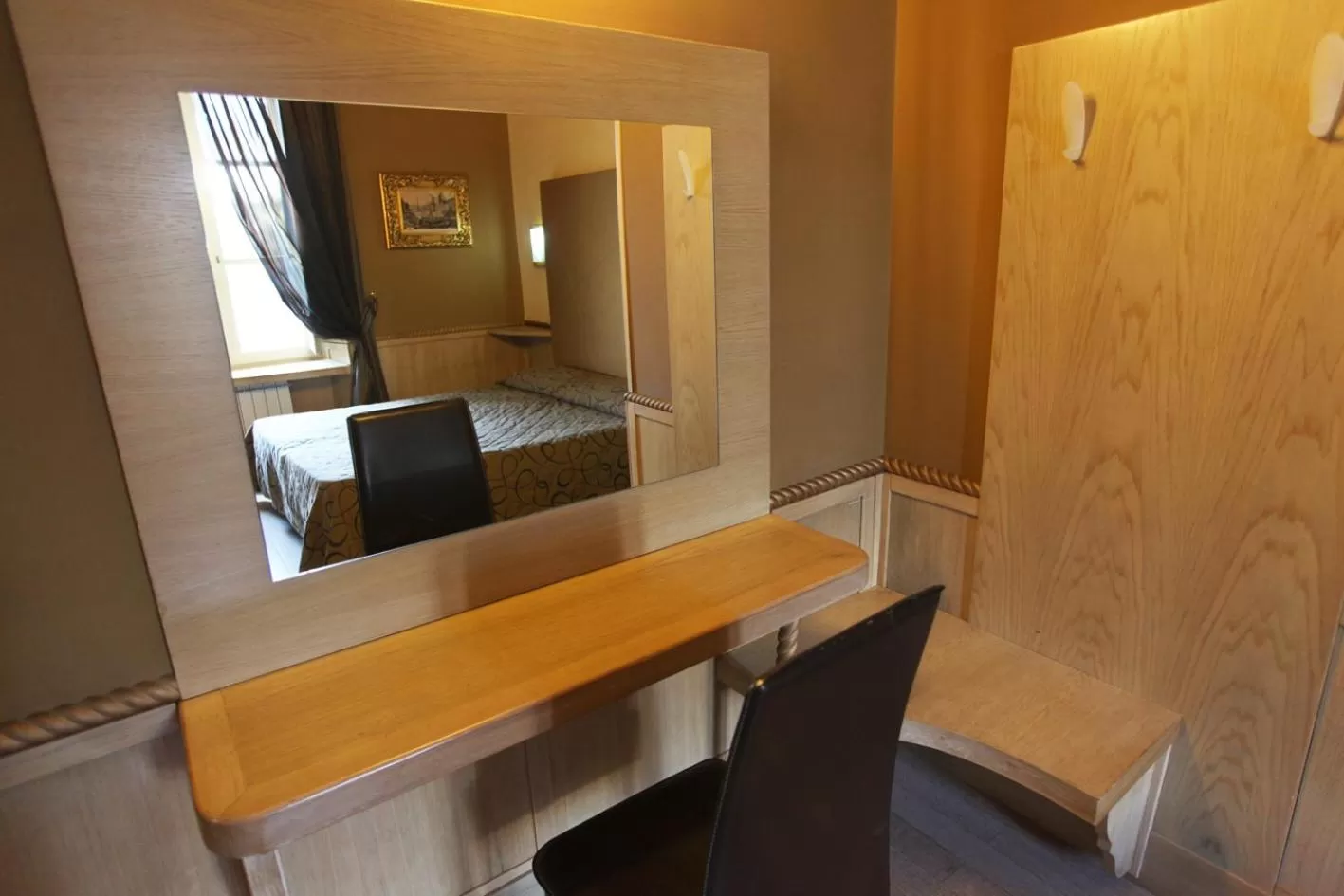 Decorative detail in Hotel Nardizzi Americana