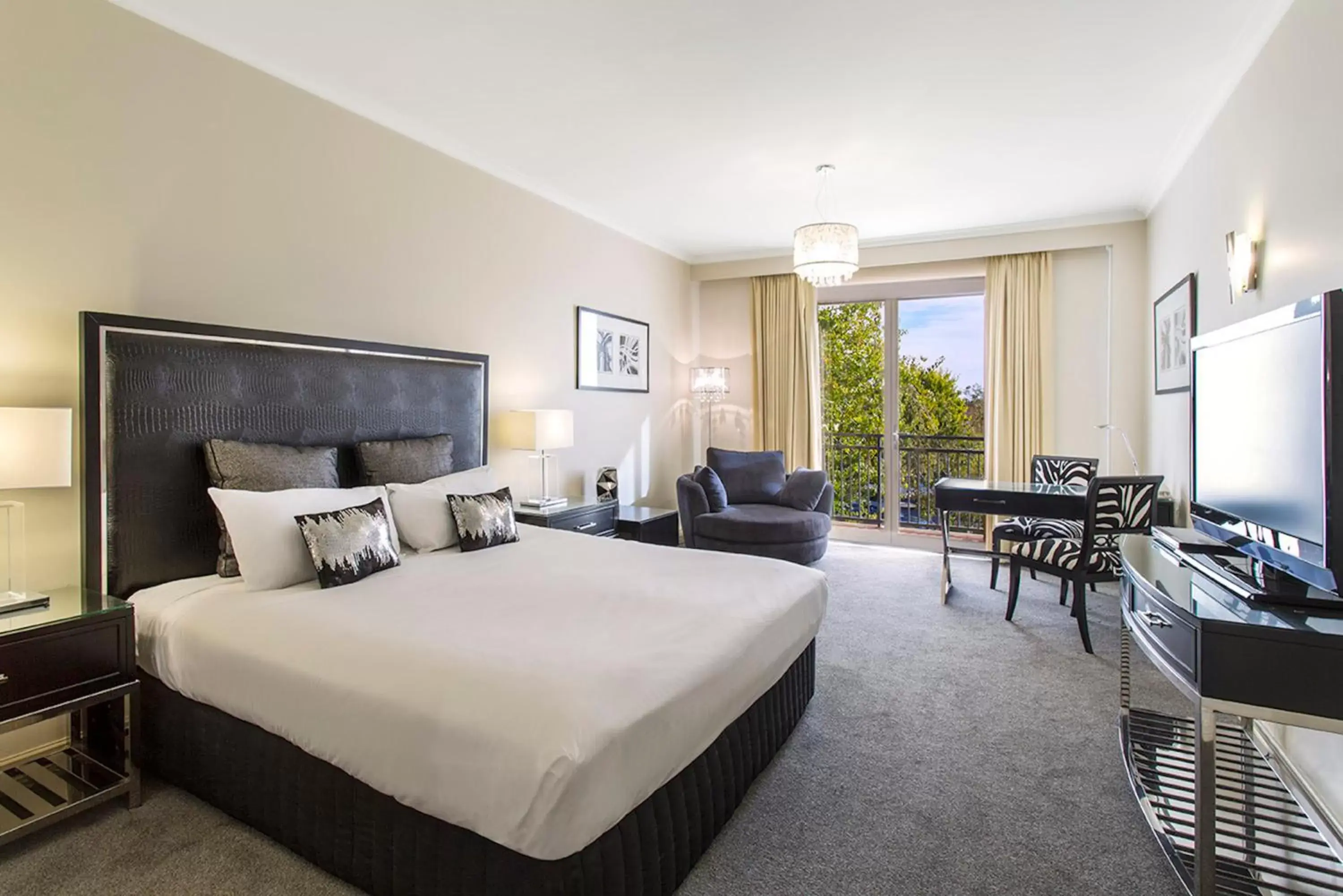 Executive King Room in The Carrington Hotel Executive King Room in The Carrington Hotel