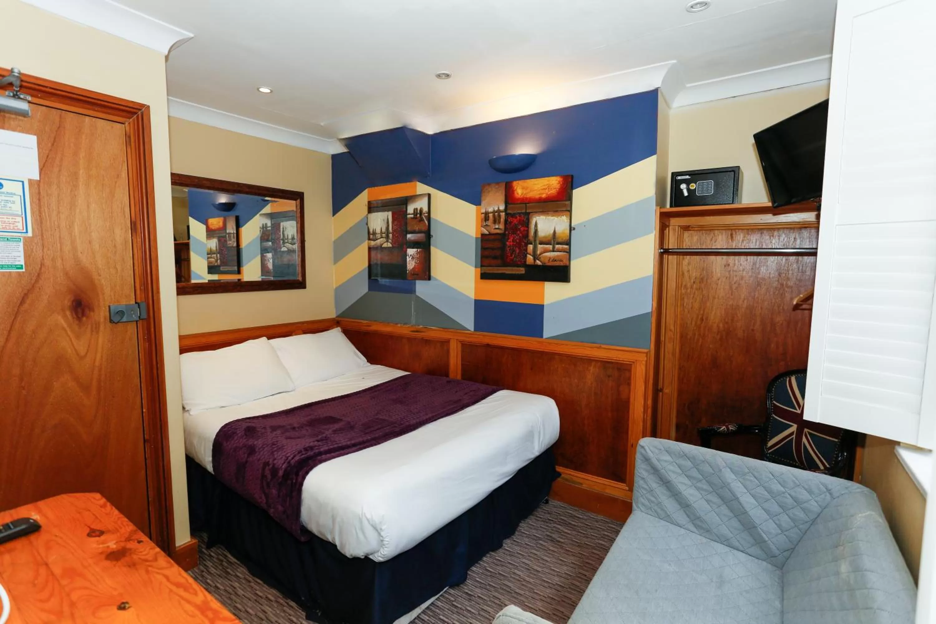 Bedroom, Bed in KX Rooms Kings Cross