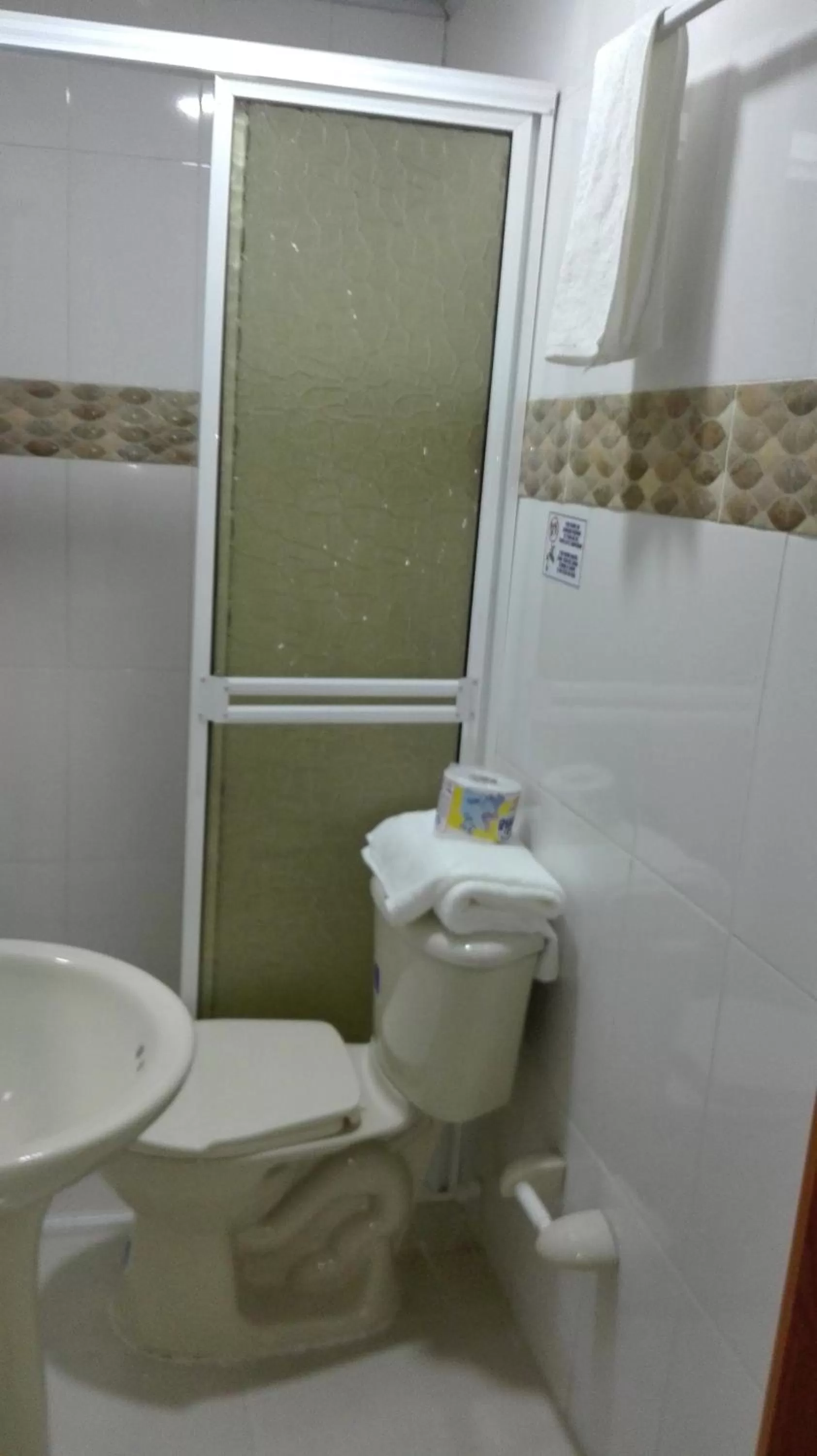 Bathroom in Apartamentos Isla Tropical