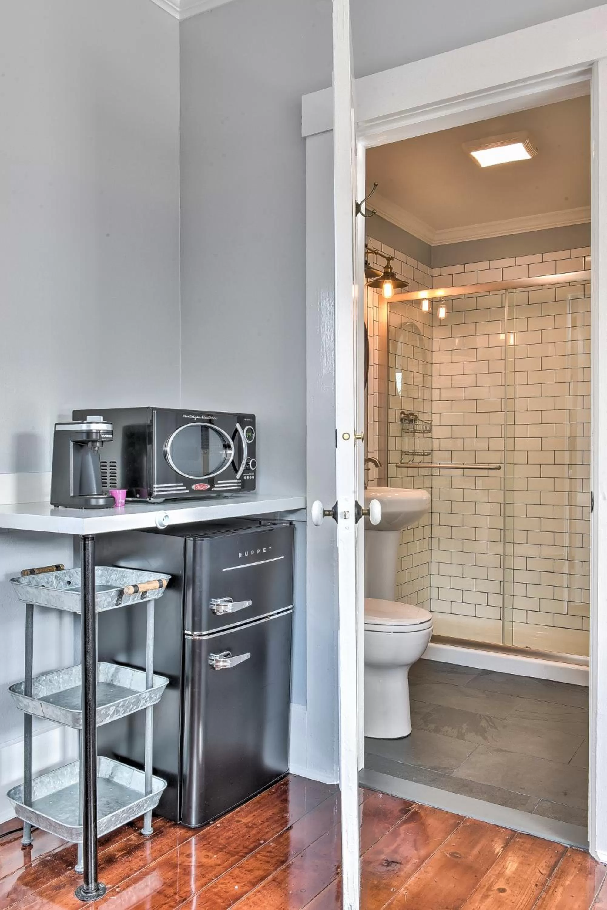 Kitchen or kitchenette in The Burrell House