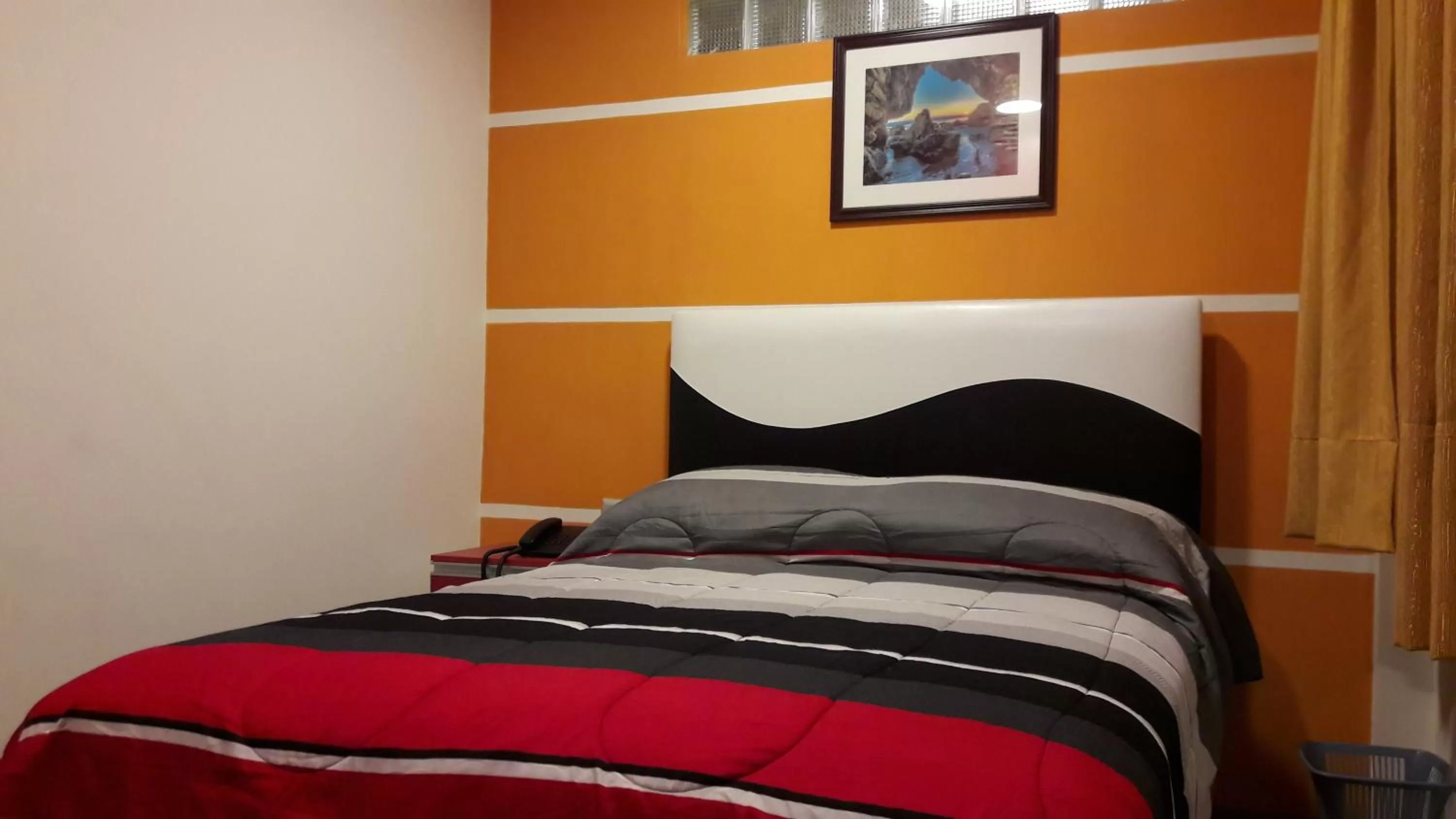 Decorative detail, Bed in Apart Serma Hotel