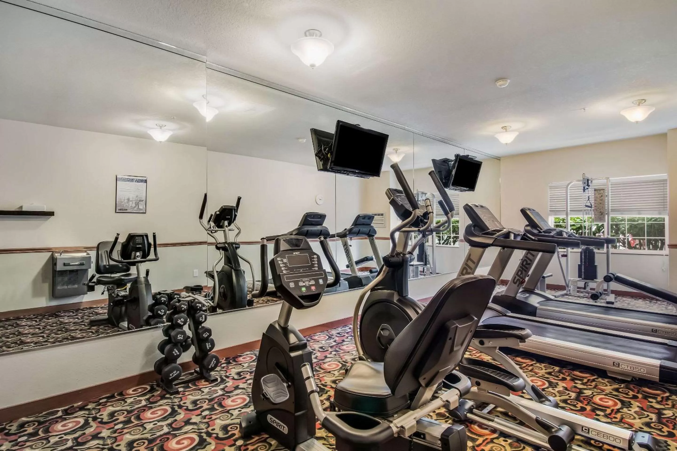 Fitness centre/facilities in Quality Inn