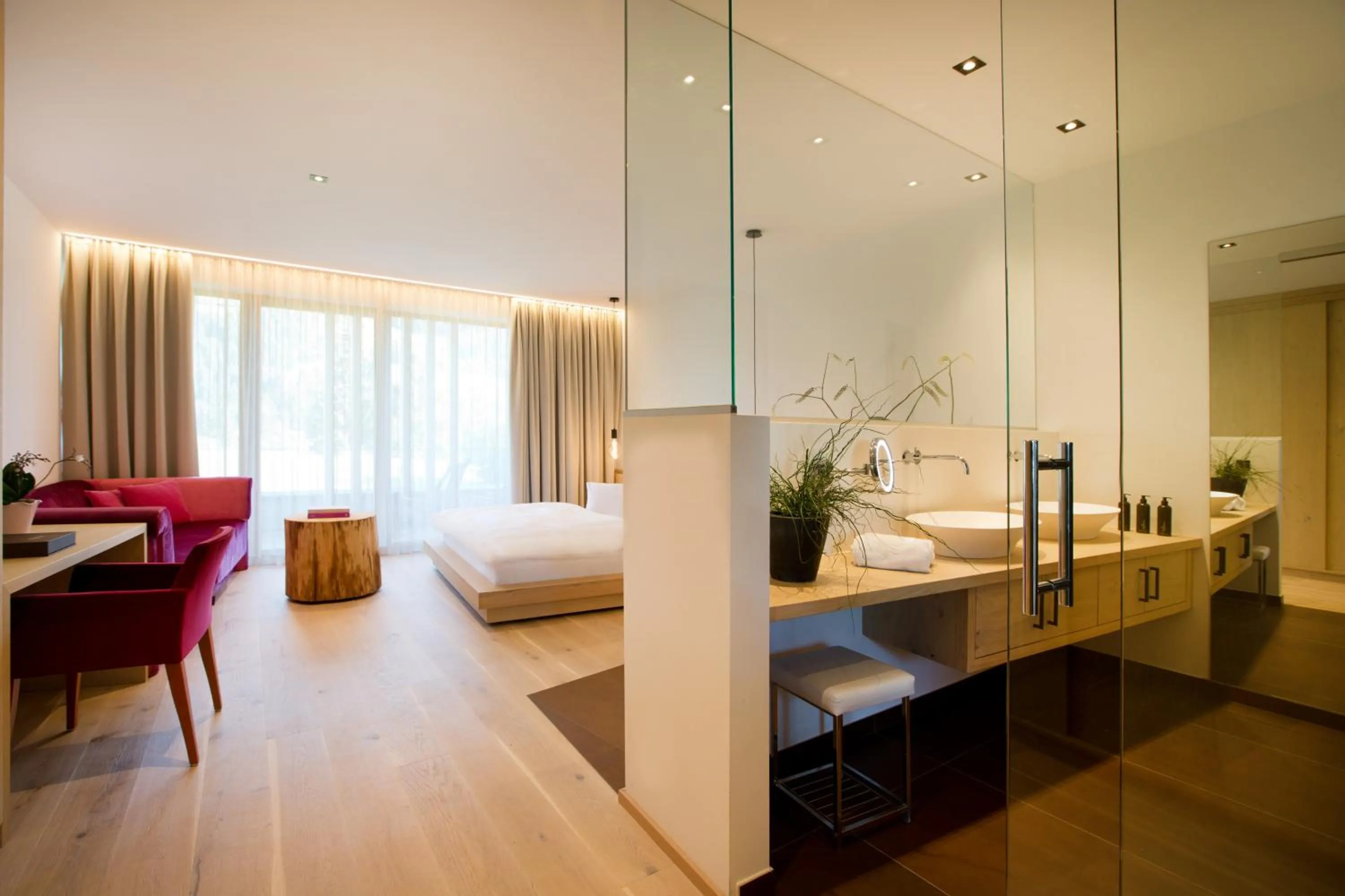 Decorative detail, Bed in Geniesserhotel Minglers Sportalm 4 Sterne Superior