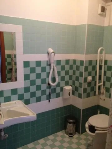 Bathroom in Albergo Da Benedetta