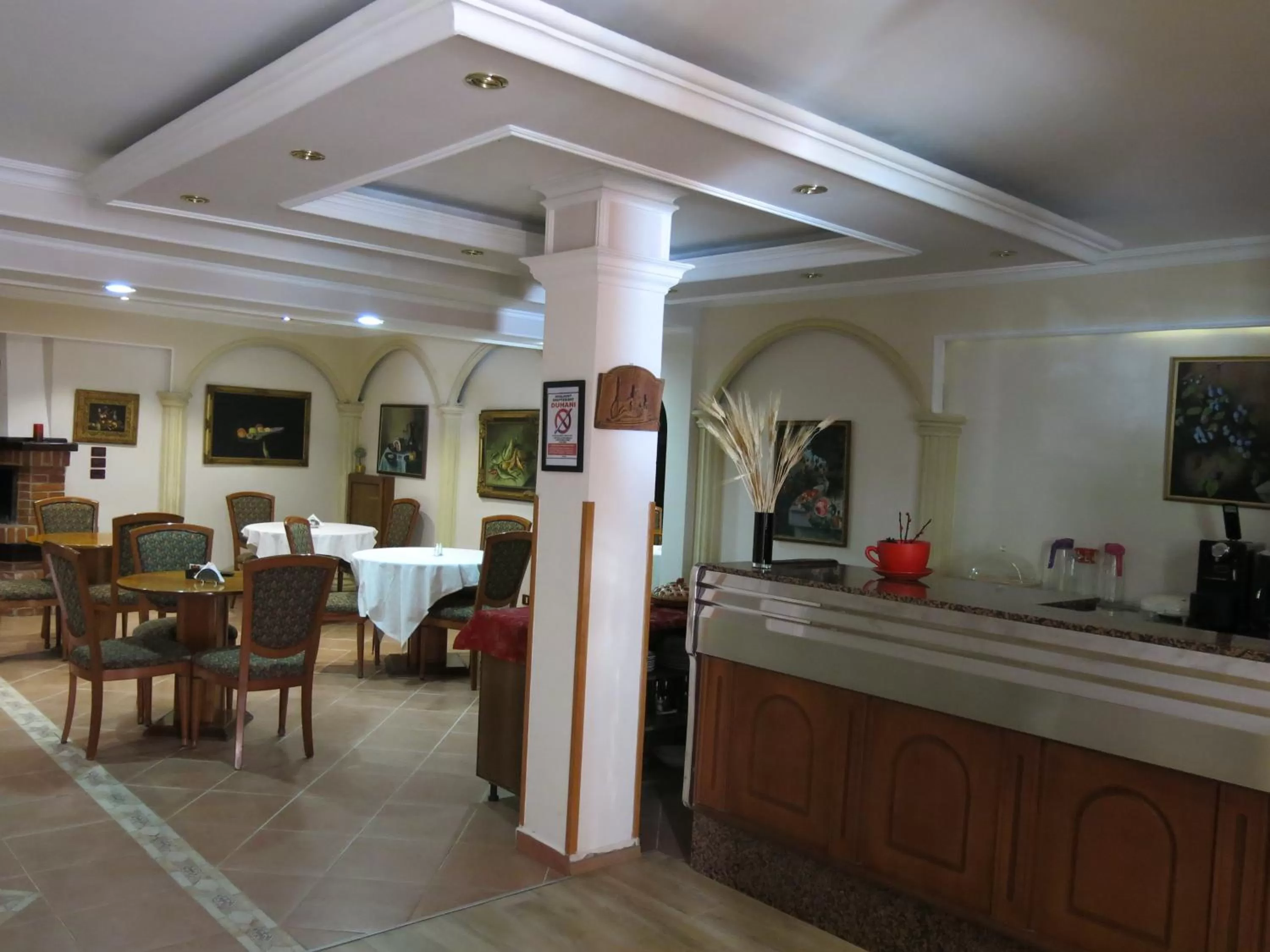 Coffee/tea facilities, Restaurant/Places to Eat in Hotel Lido